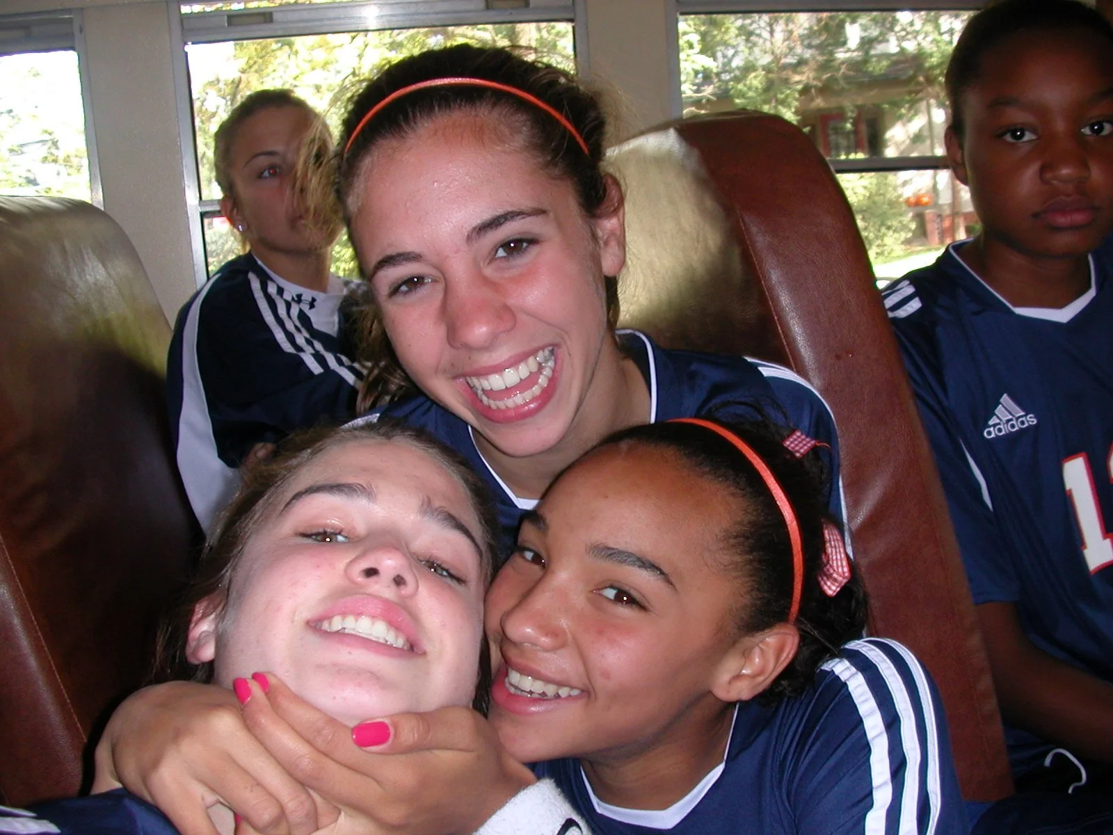 Virgina OConnell, Leah and Vanessa .JPG