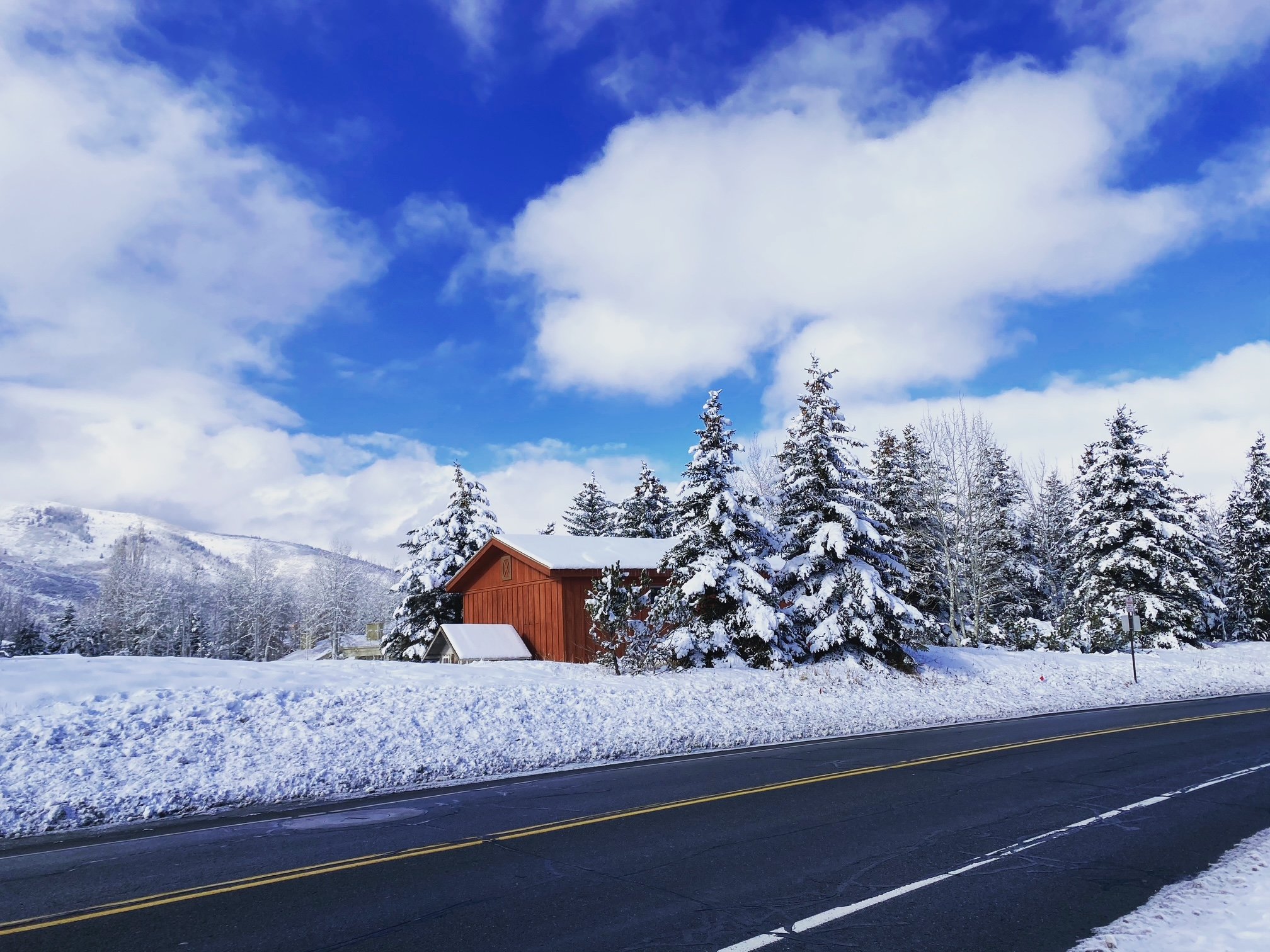 Snowy Park City Utah landscape representing stillness and clarity in burnout therapy with Rosalie Maduro LMFT serving Los Angeles San Francisco and Park City
