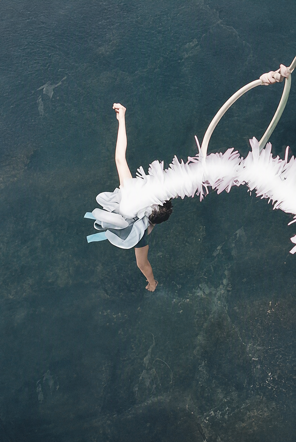 Rosalie Maduro bungee jumping from a bridge in Zimbabwe