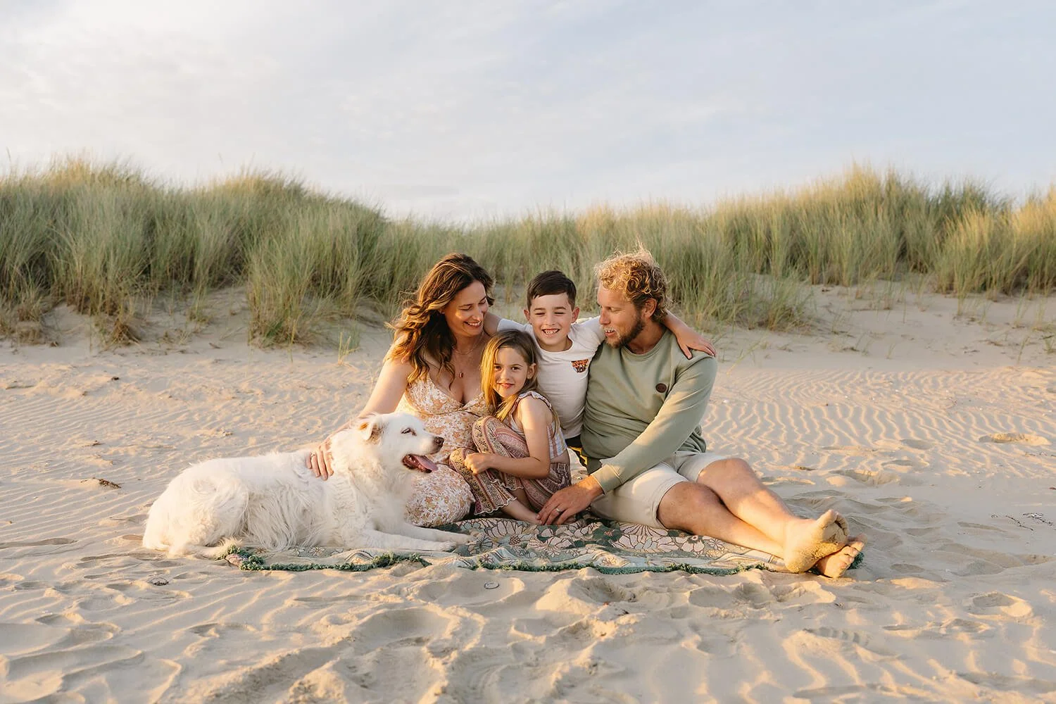 Best Beaches for Family Photos in Hobart