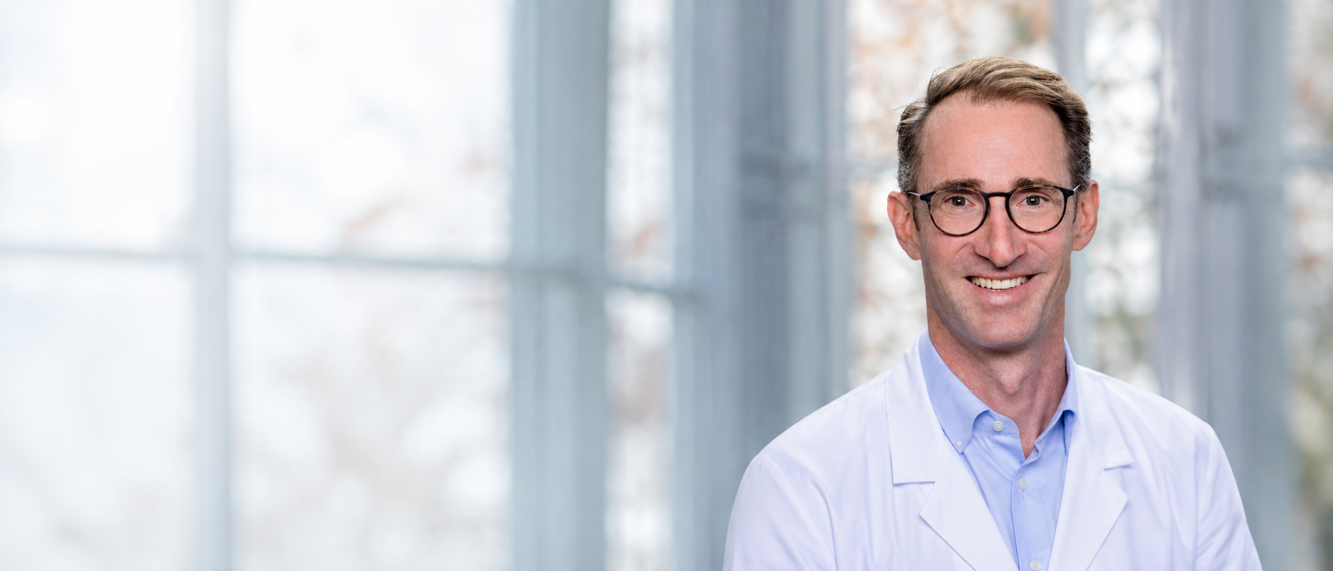 Assoc.-Prof. Priv.-Doz. Dr. Gerald Schmidinger, corneal surgeon and Deputy Head of Ophthalmology at the Medical University of Vienna, Lid Summit faculty member