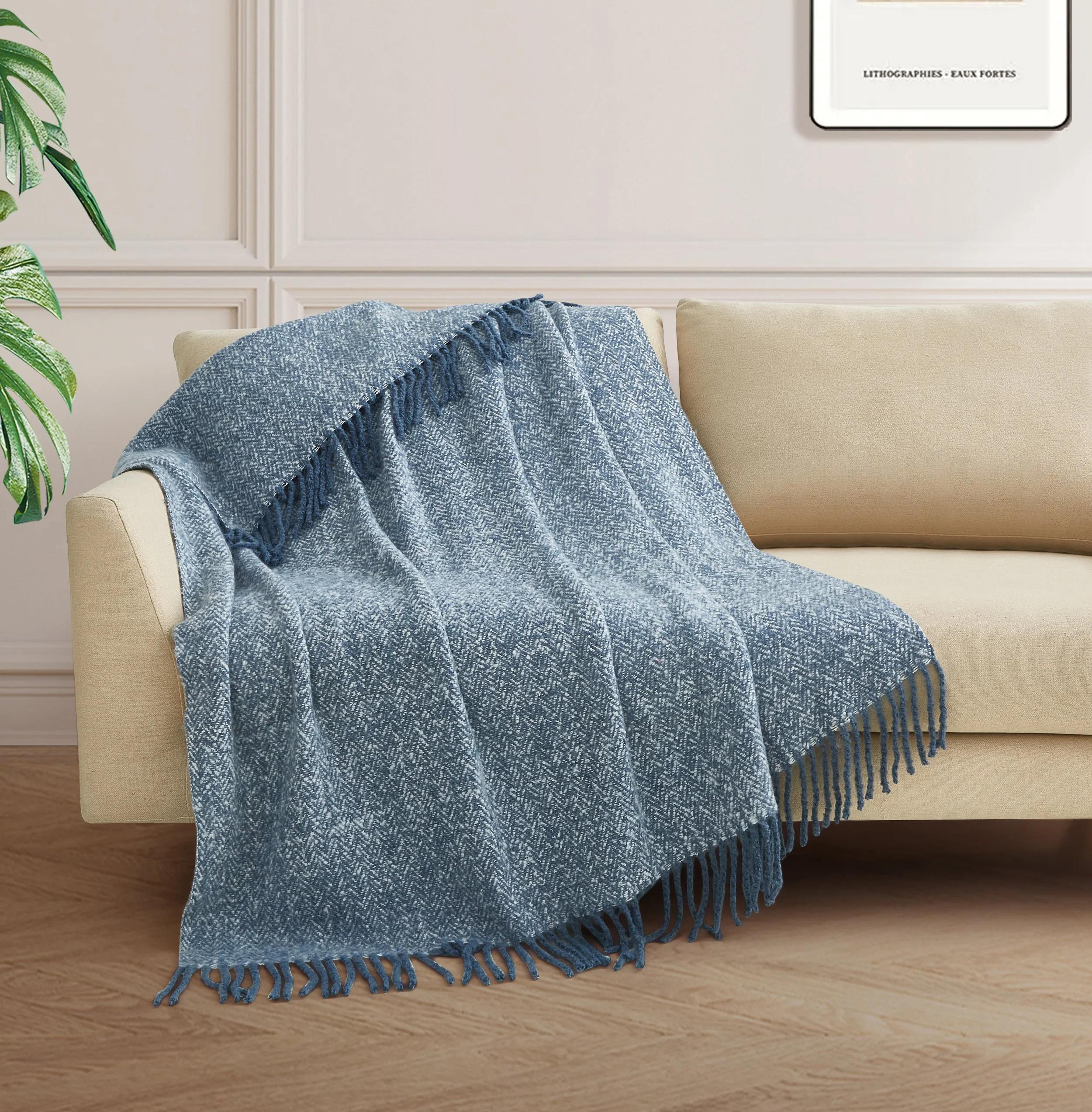 Faux Wool throw Blue White.jpg