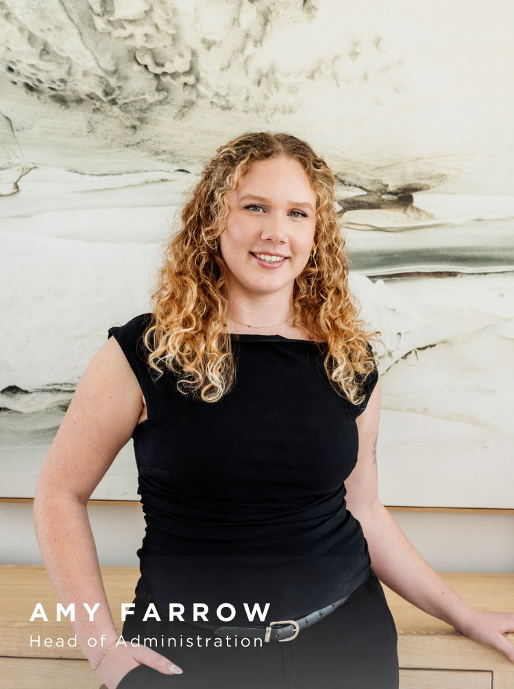 Amy Farrow Corporate Headshot