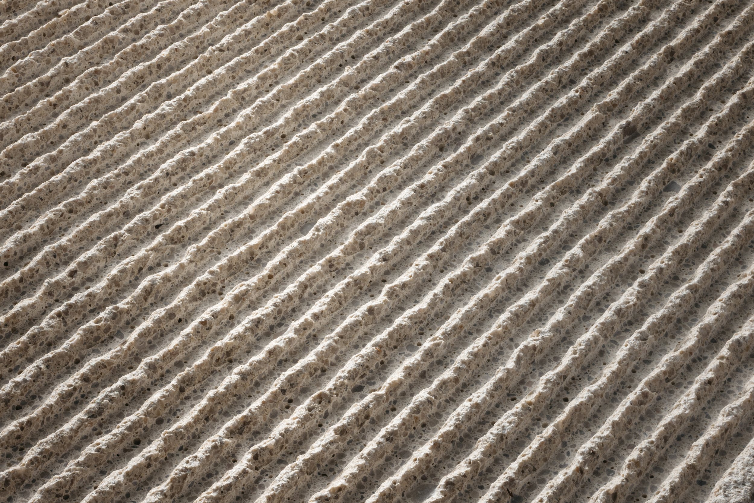 Oberflächenmöglichkeiten: tief gerillt