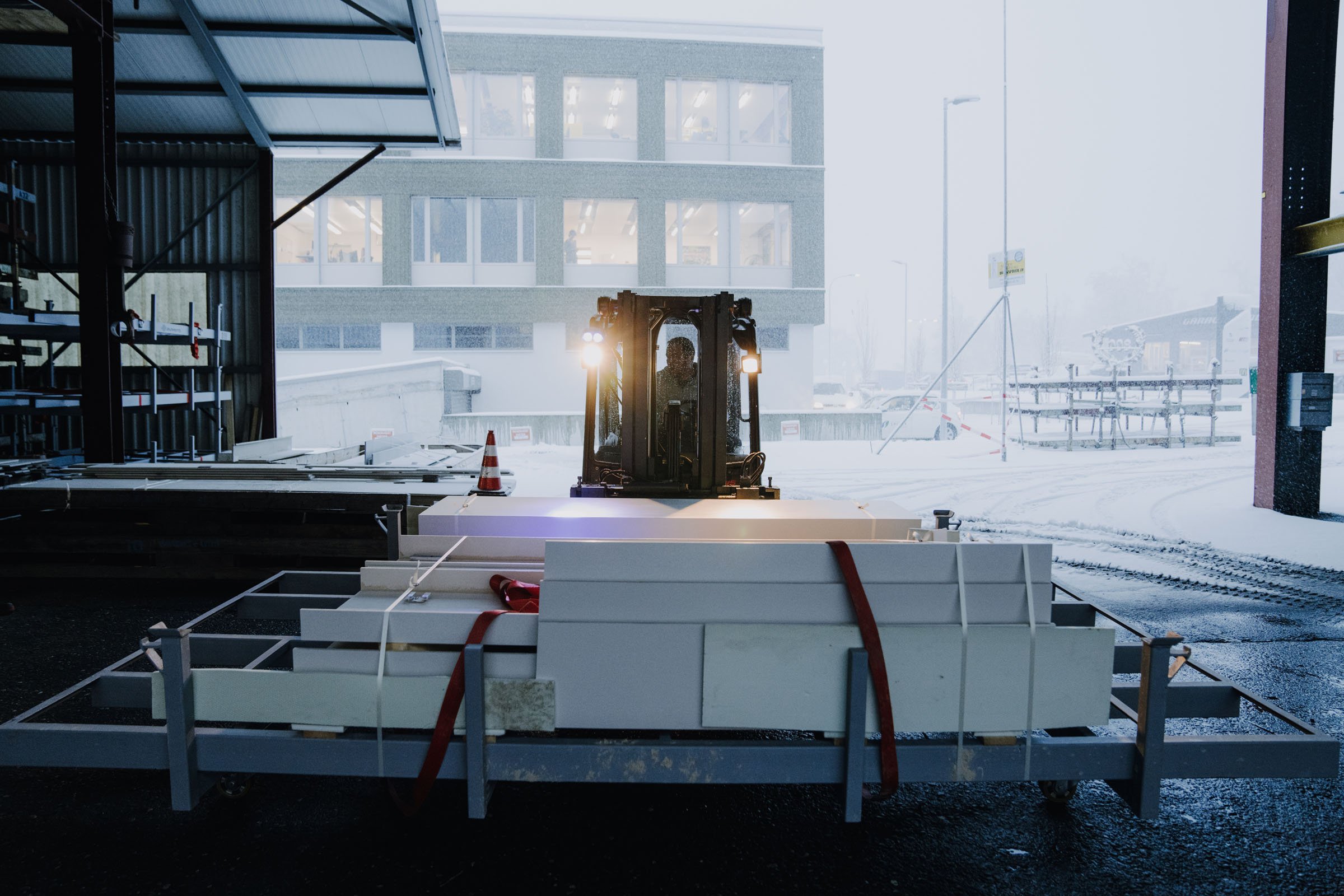 Zusammenbau und Montage mit Schweizer Baupartner