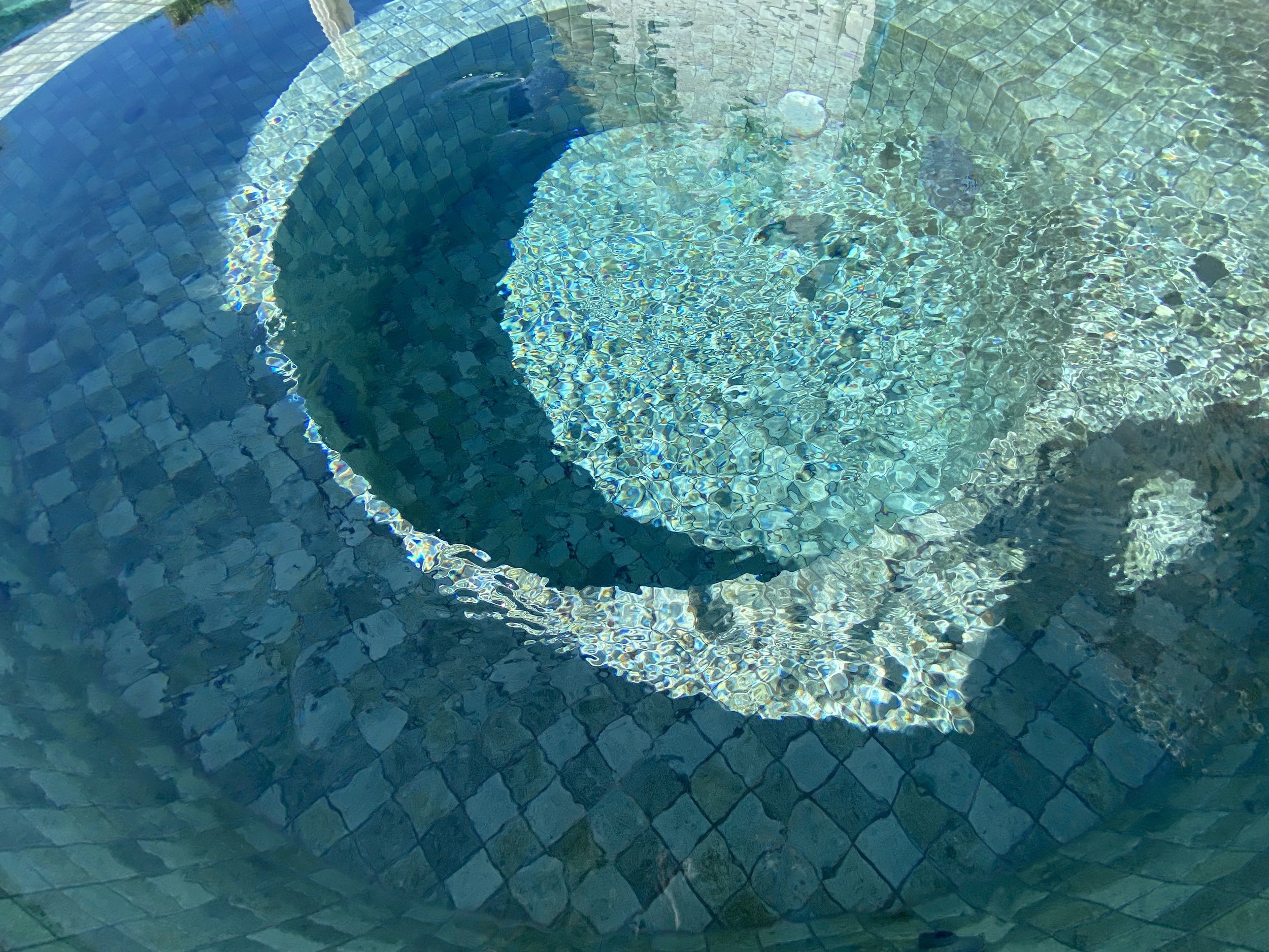 Full Tile Finish - Pool & Spa
