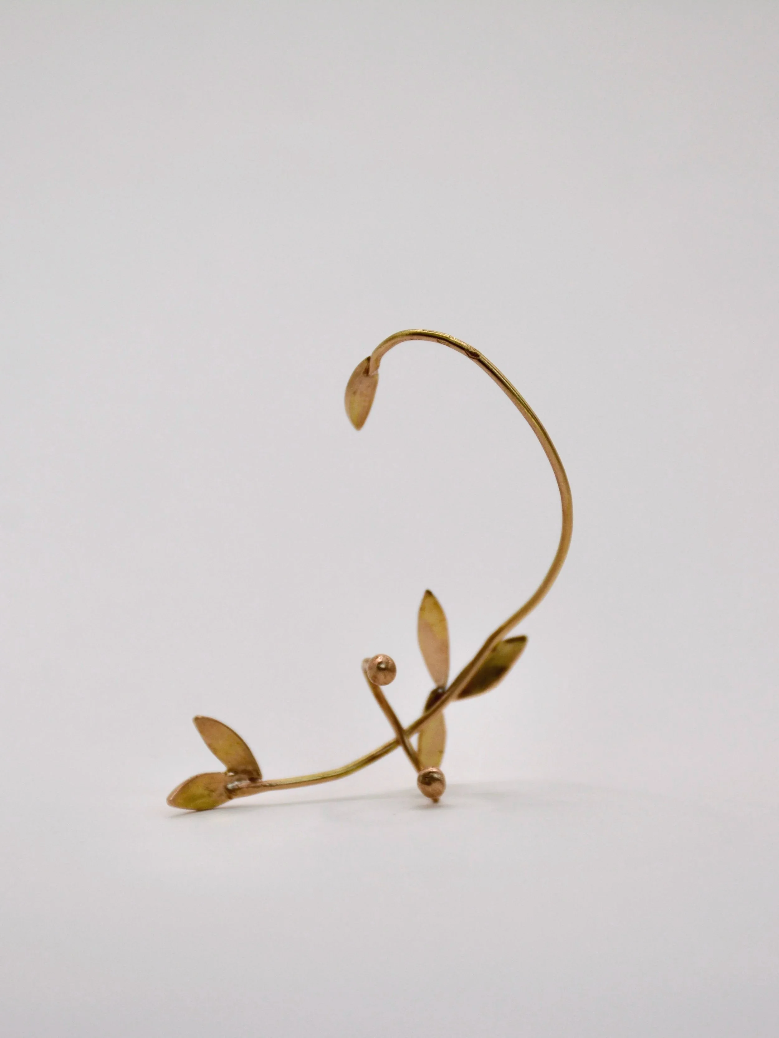 Ear+cuff+Branche+d%27olivier+de+dos.jpg