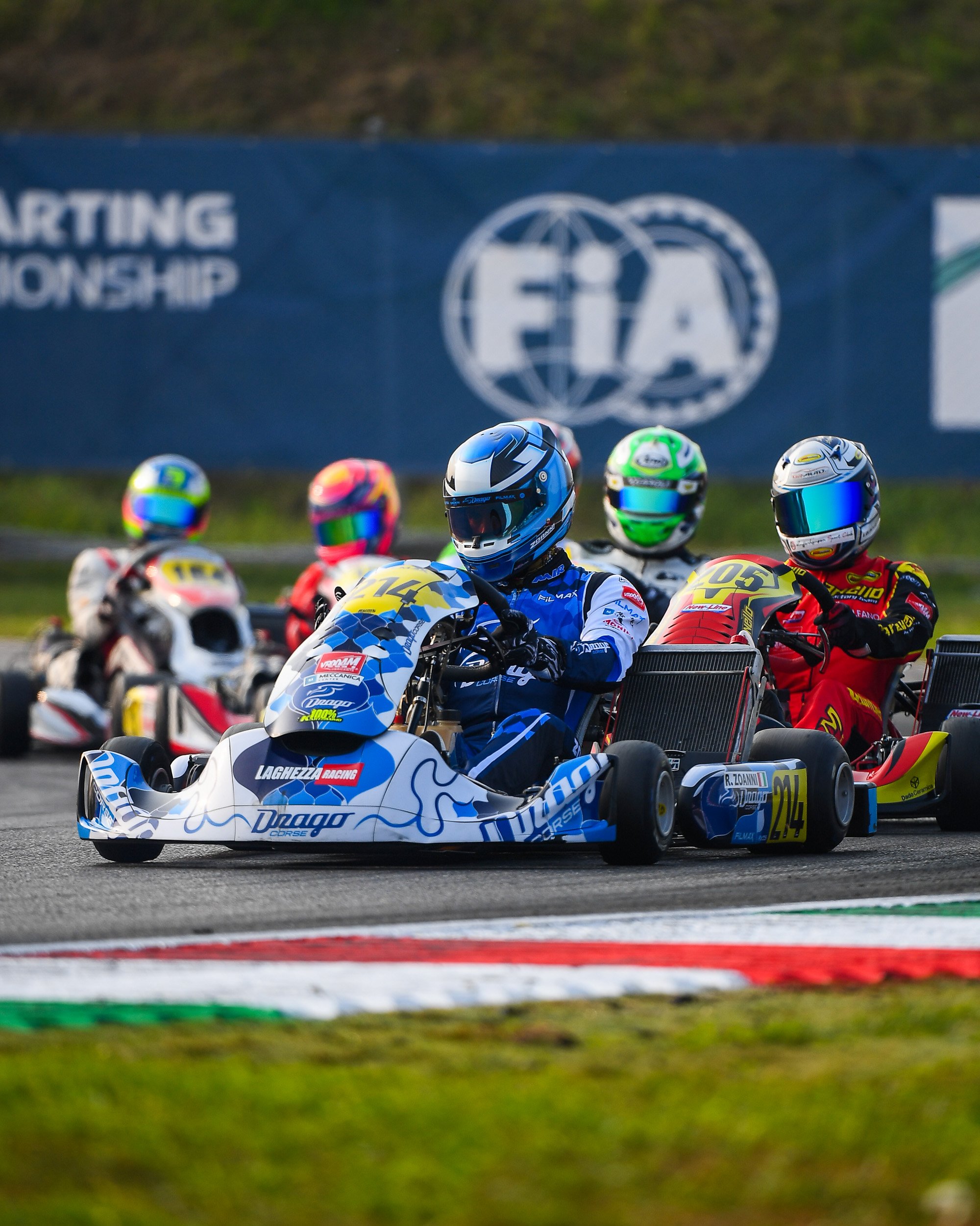 go-kart-sulla-pista.jpg.jpg