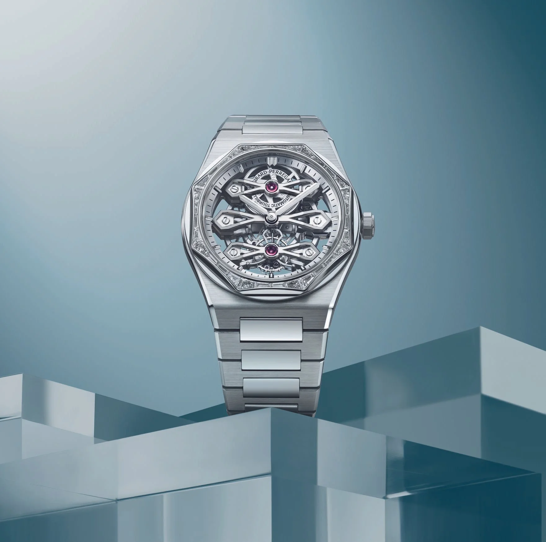 GIRARD-PERREGAUX: LAUREATO THREE GOLD BRIDGES