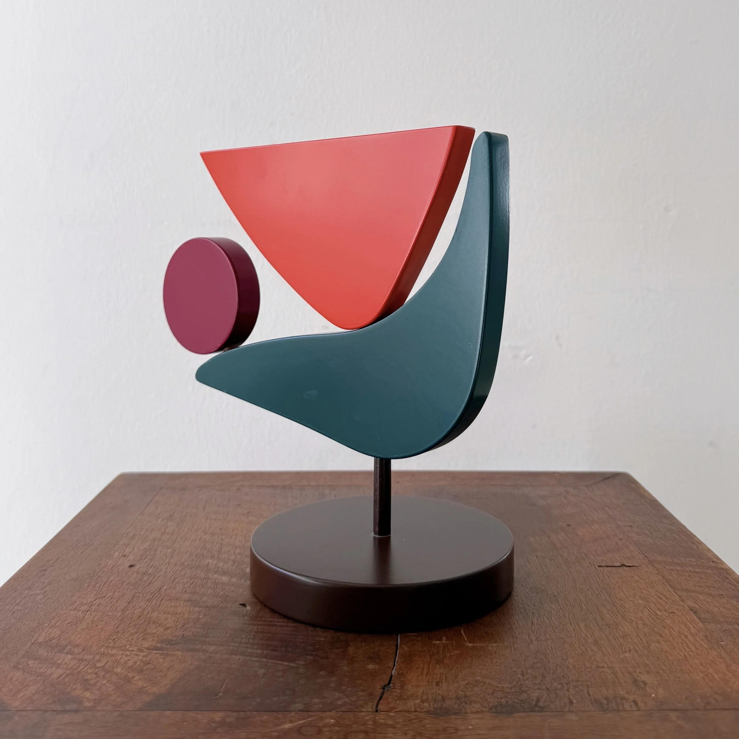 Stabile II - Cherry Dot