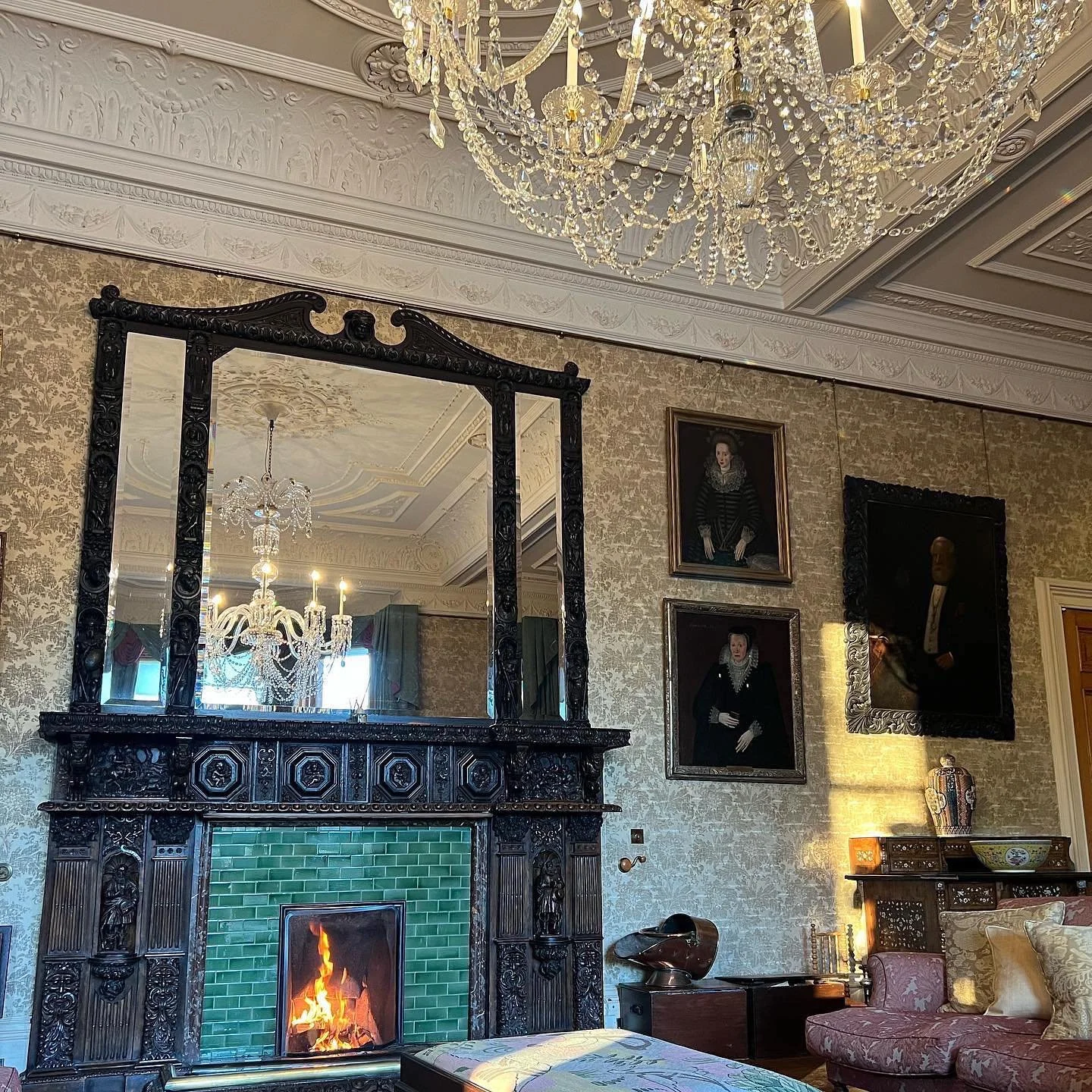 It begins with atmosphere: the indefinable, magical ‘something’ that embraces you on arrival at Cambo House. As you settle in, the finer details come into sharper focus. Wide open spaces and the sound of waves somewhere beyond the treeline. Light flo