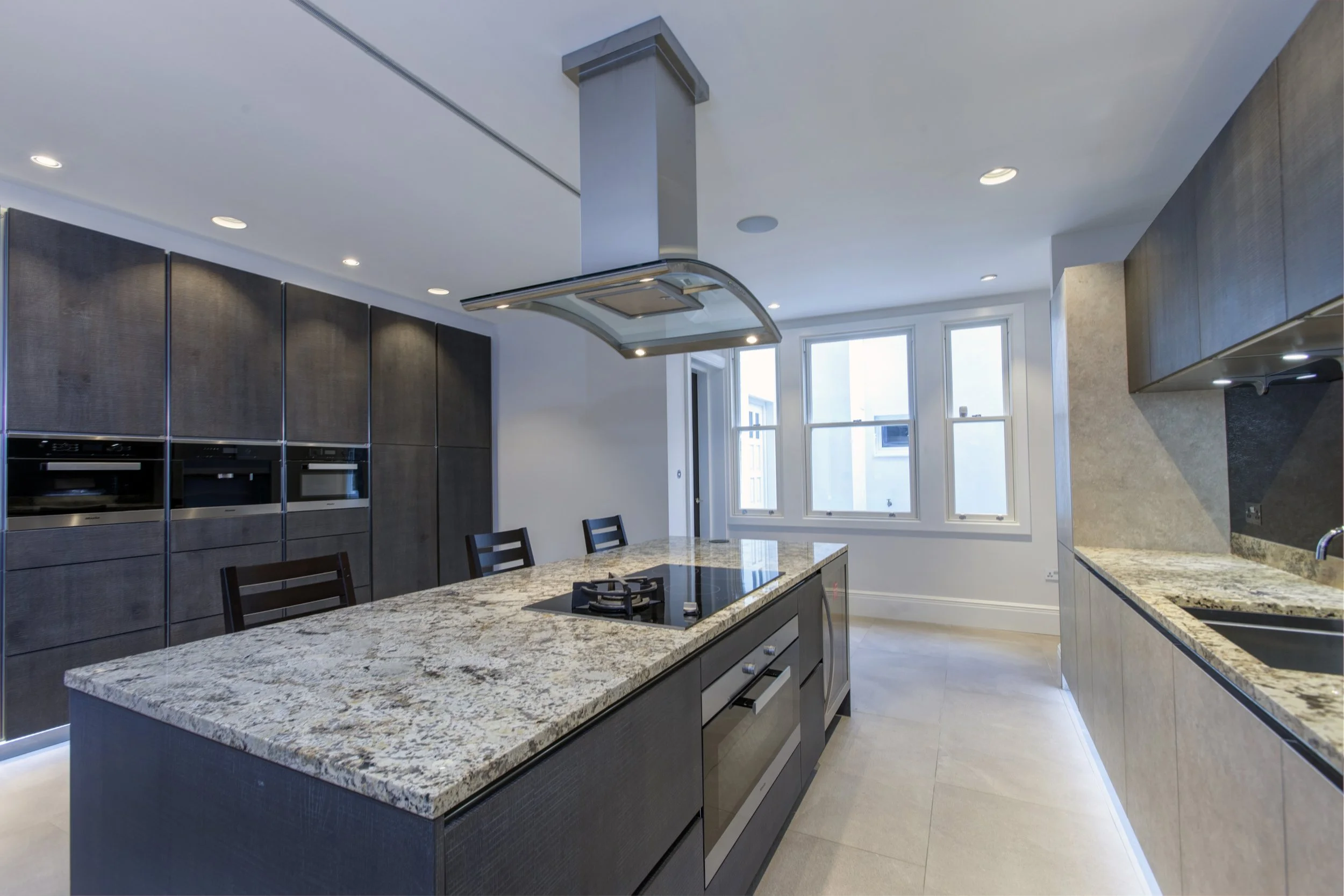 Hyde Park Bathrooms&Kitchens_015.jpg