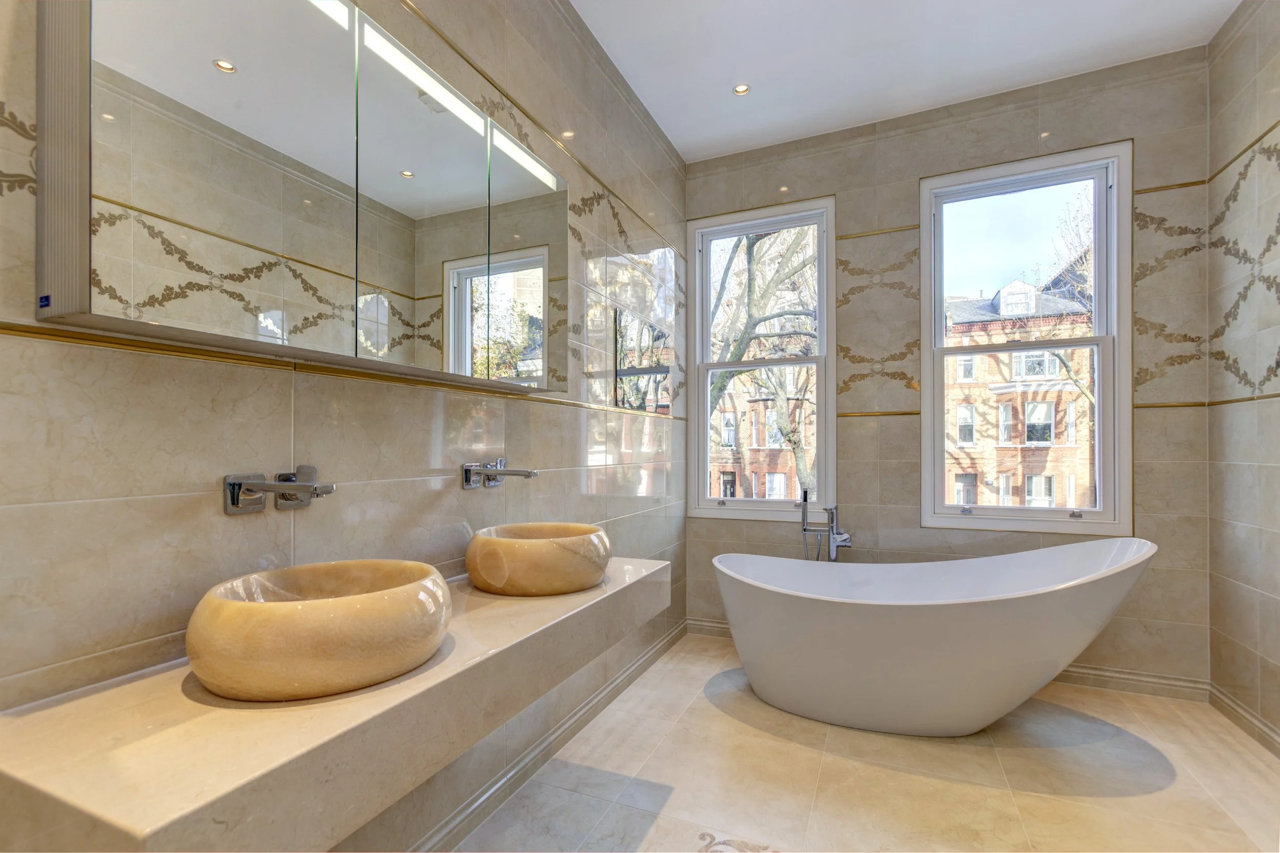 Hyde Park Bathrooms&Kitchens_007.jpg