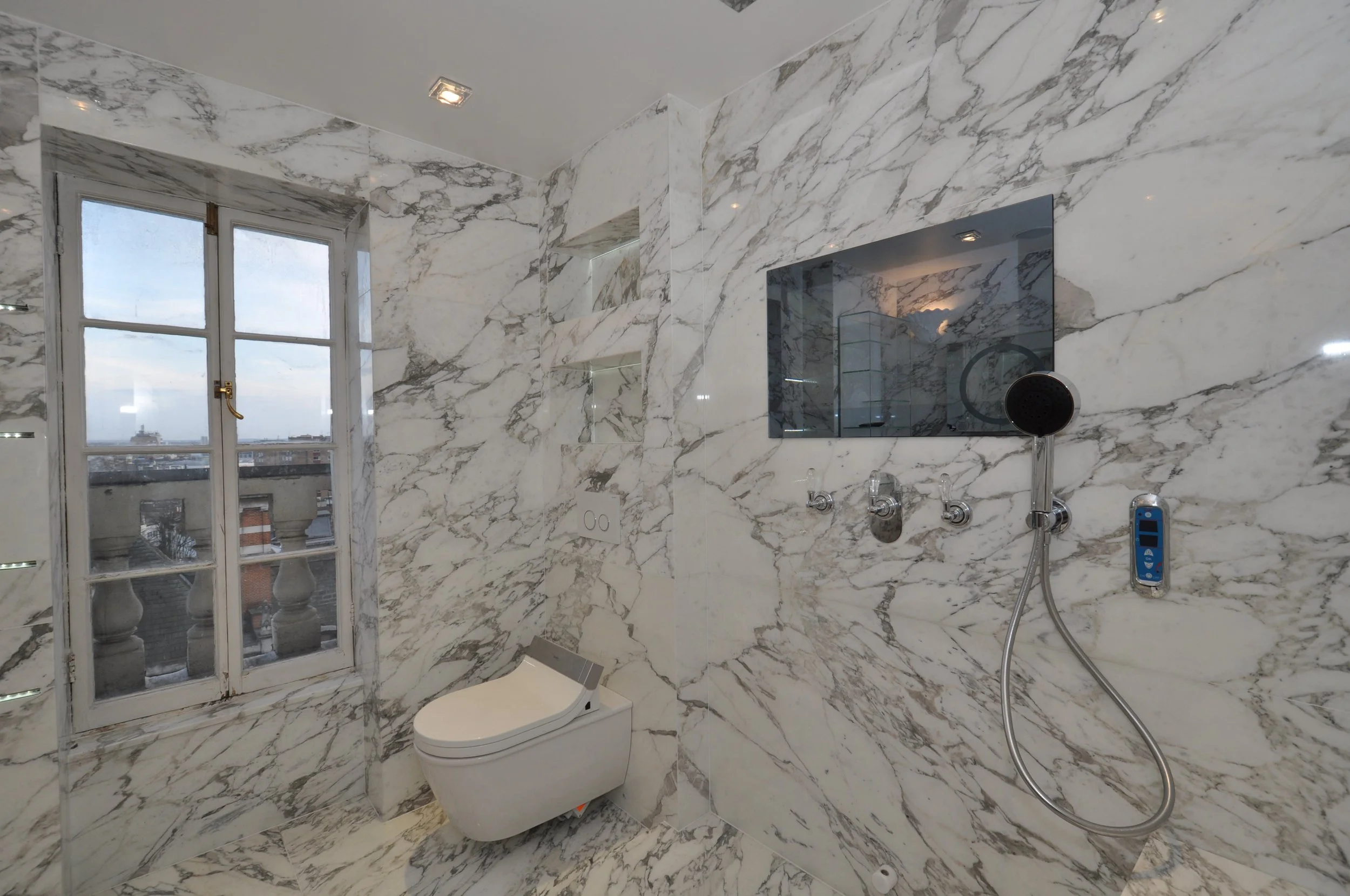 Aziz Photos1  (4).JPG