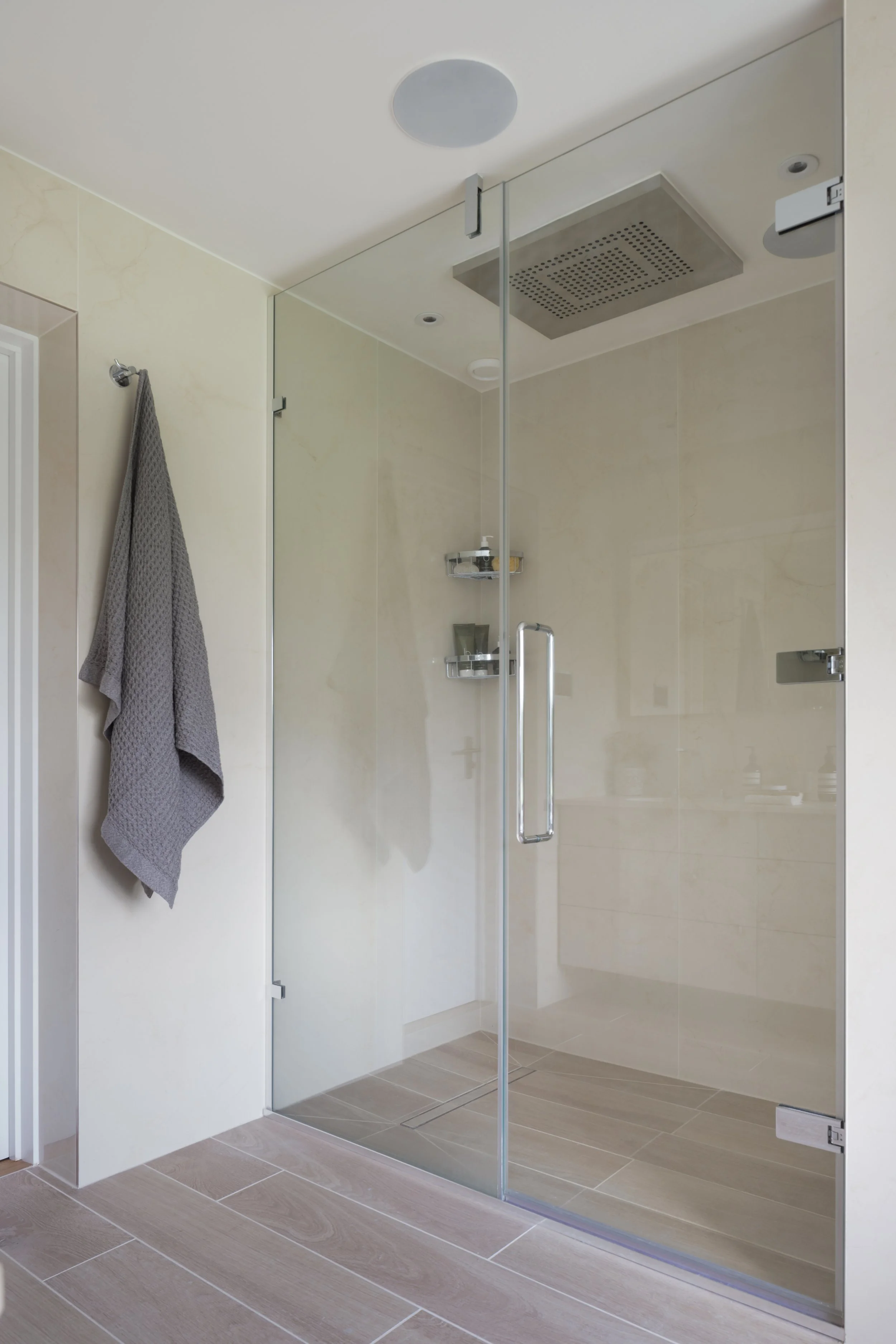 Master Ensuite After (4).jpg