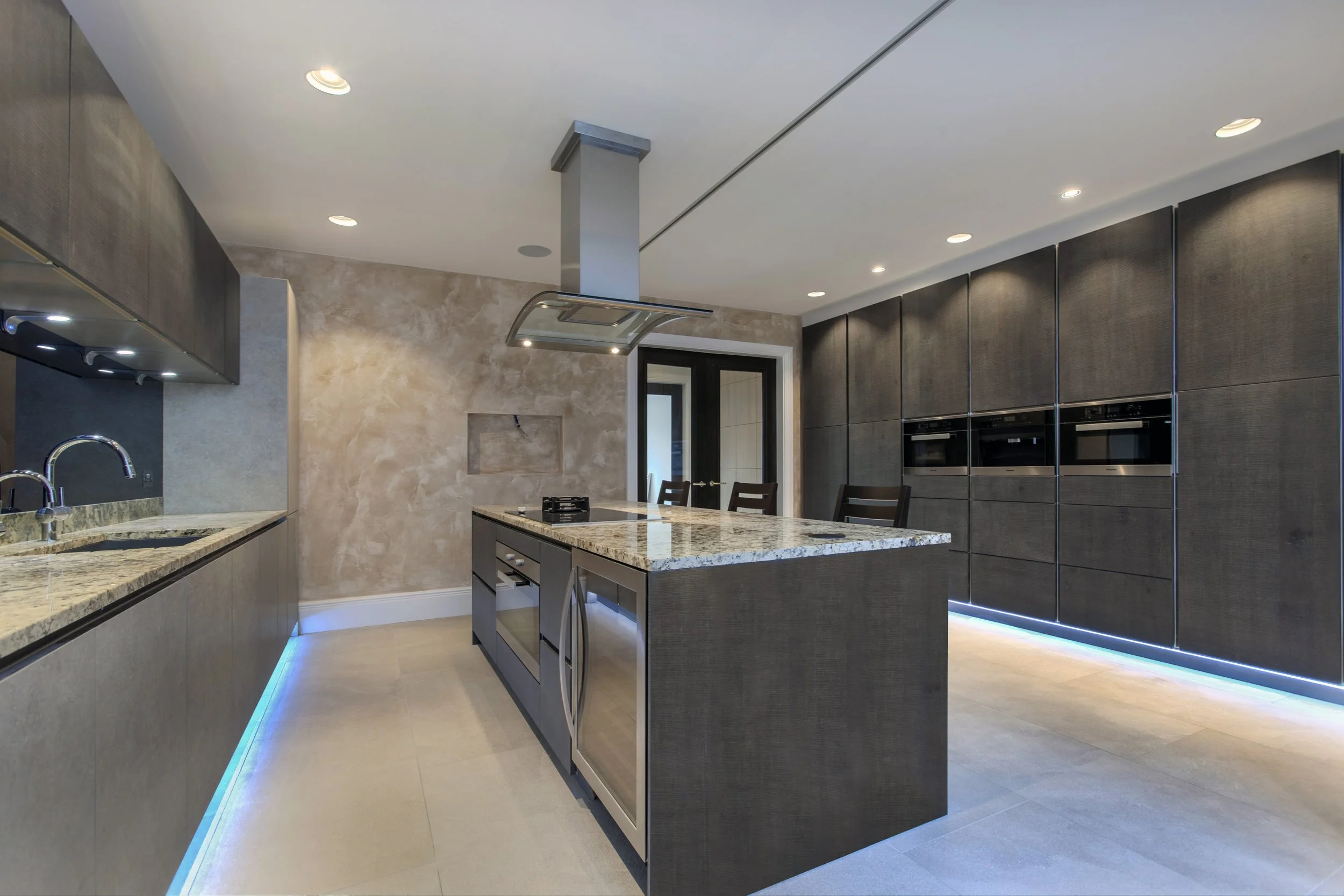 Hyde Park Bathrooms&Kitchens_016.jpg