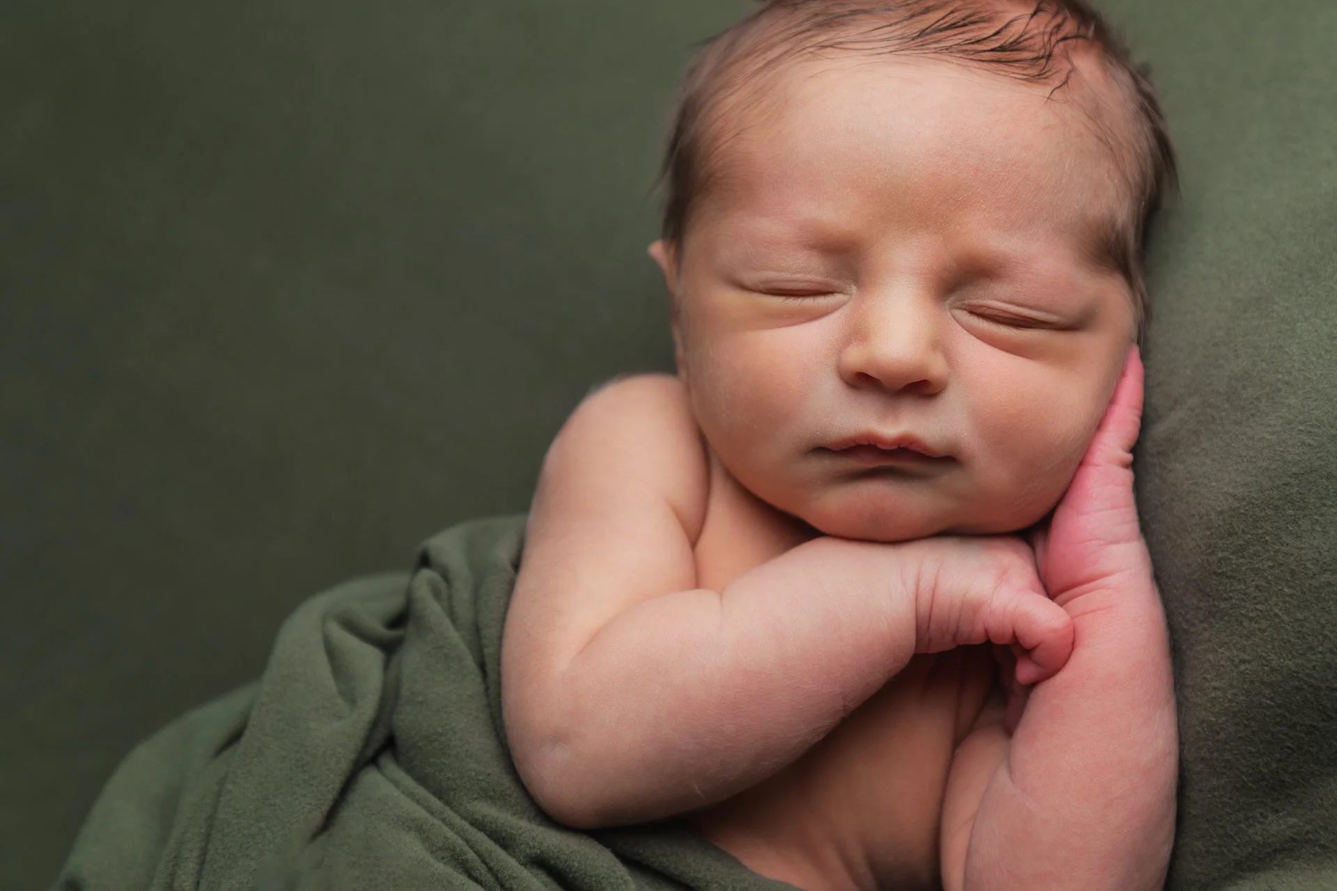 Jesse - Newborn-119.jpg