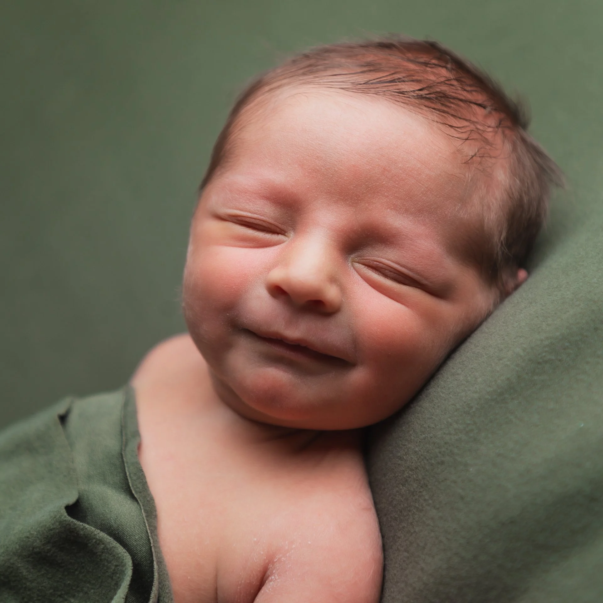 Jesse - Newborn-104.jpg