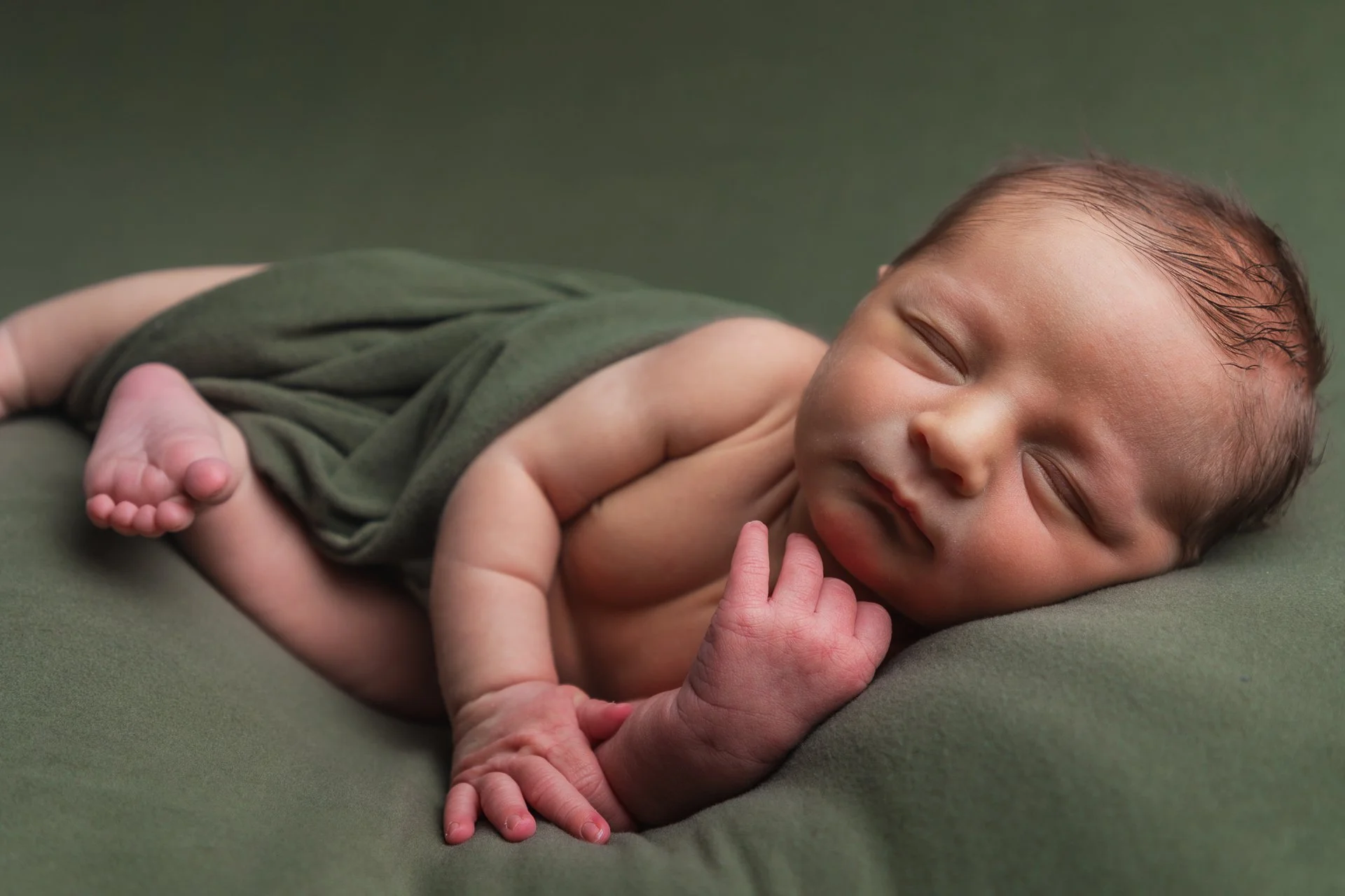 Jesse - Newborn-107.jpg