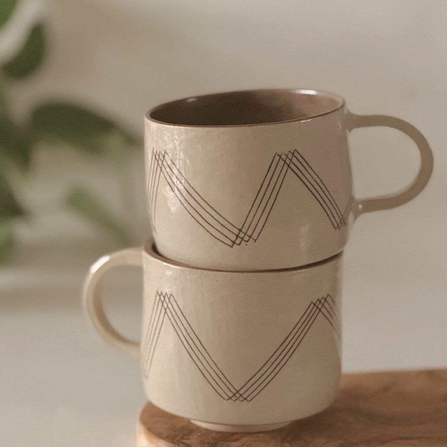 Inlaid Lined Stoneware Mug