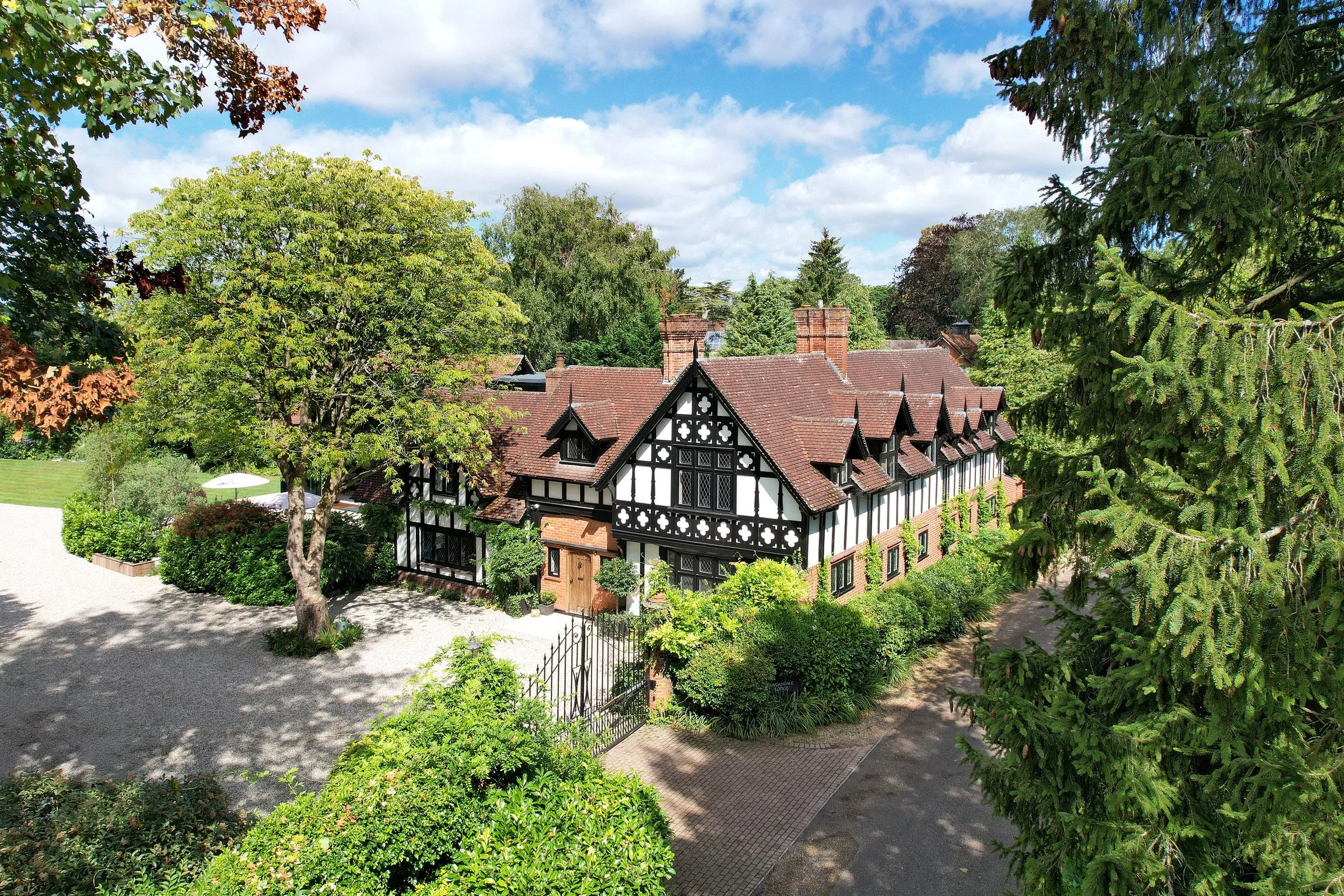 The front of the house 