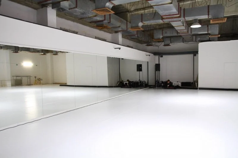 sala-de-danza-con-suelo-Double-Side-blanco.jpg