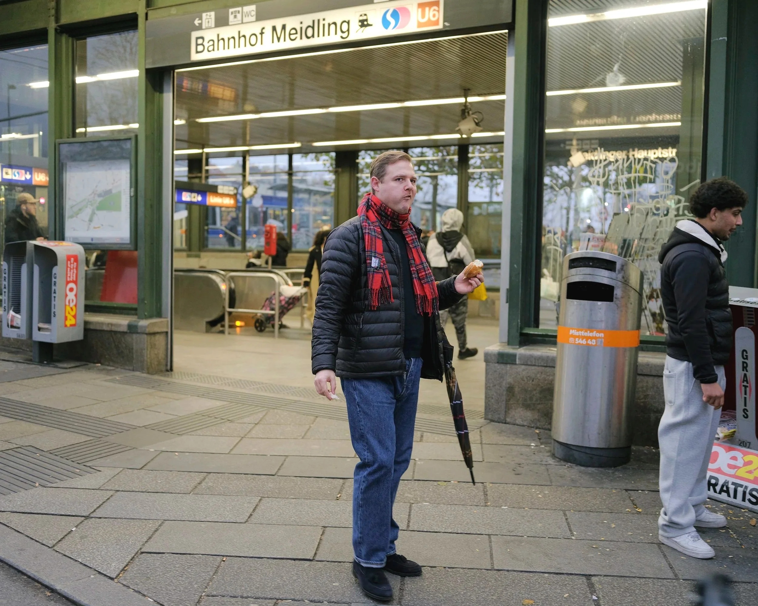 Gathering of foreigners whom the Austrians do not like. The rise of fascist views against foreigners and black people. Afghan Talahons. Ausläner. Faschismus. Käseleberkäse. Ein waschechter Österreicher. A pure Austrian man. Deport the immigrants.
