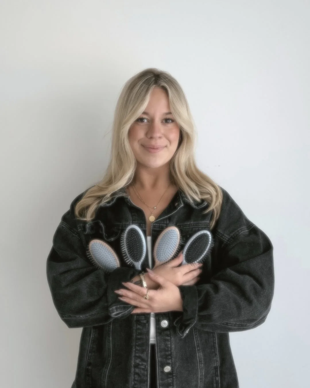 Most product content falls into one of two categories:

It either looks elevated but feels distant&hellip; or feels relatable but lacks refinement.

And brands often think they have to choose between the two.
You don&rsquo;t.

The strongest brands ar