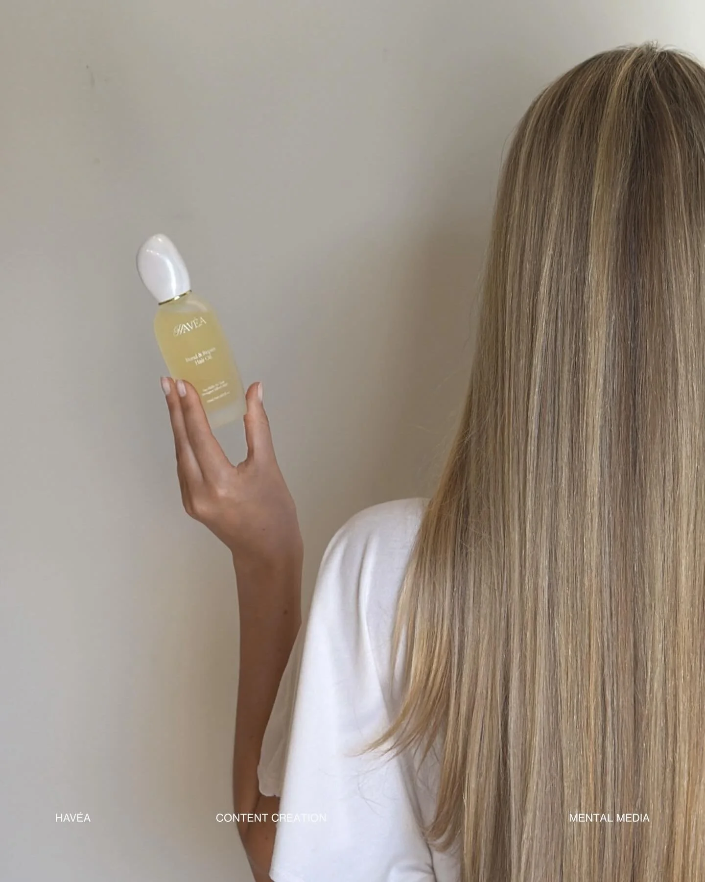Content created for Hav&eacute;a.

Focused on movement, texture, and how the product lives on the hair and lips. Designed to feel natural, considered, and true to the brand.

#FoundersWhoCreate #FounderForwardBrands #LifestyleBrandStrategy #PersonalB