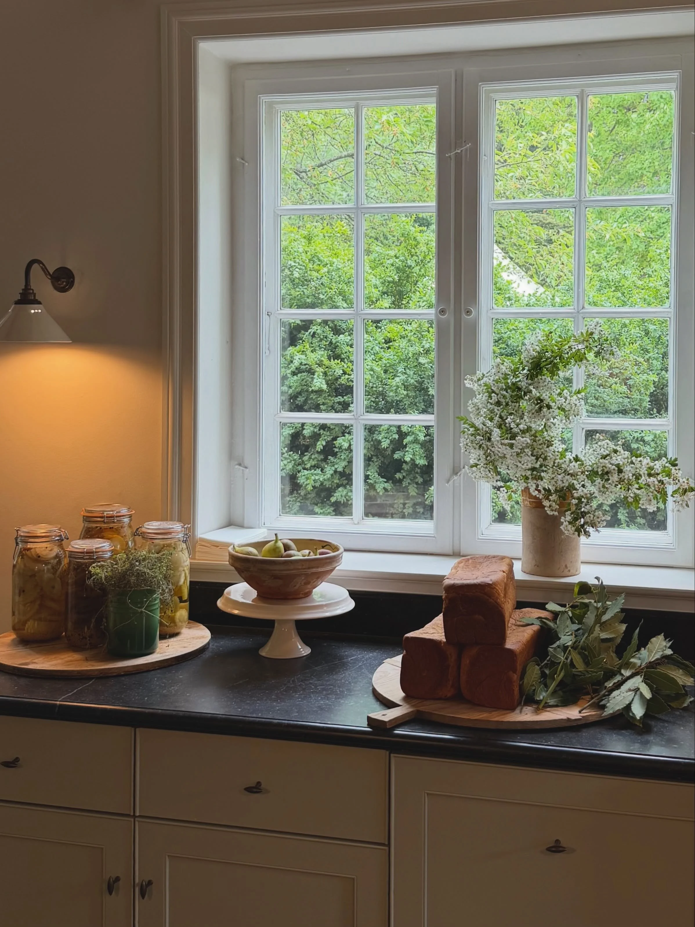 Wedding season has begun at Farm House. Though the ceremony, dinner, and dance floor are the highlights of the festivities, we like to take a moment to appreciate breakfast the morning after. Our kitchen garden is the perfect backdrop for discussing 
