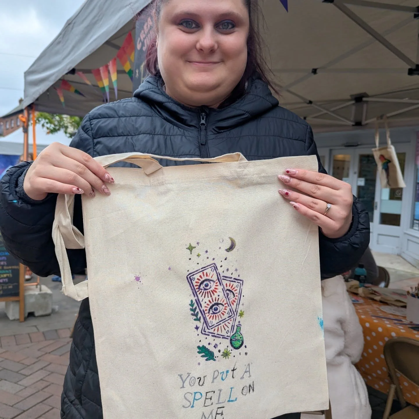 Still glowing from a wonderful day at Hereford Pride on Saturday! ✨🙌🏻🥳🏳️&zwj;🌈

It was lovely to speak to so many friendly people who came to support @queersnbeershfd and enjoy the celebrations! 

I loved seeing all the different and creative re