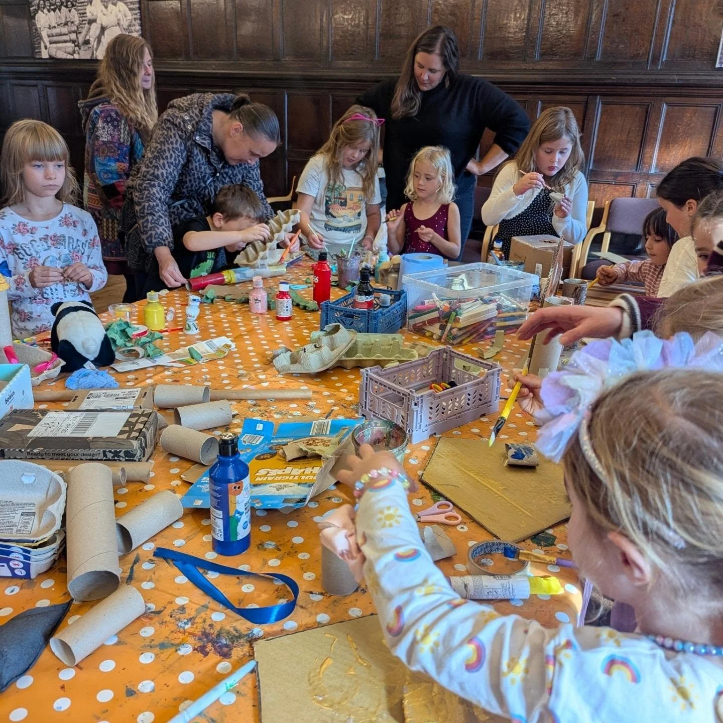 Huge thank you and well done to all the little makers who visited their local library this week to join us for half term creative sessions! 

We've been to Ledbury, Ross on Wye, Leominster and Hereford libraries making imaginative cardboard creations