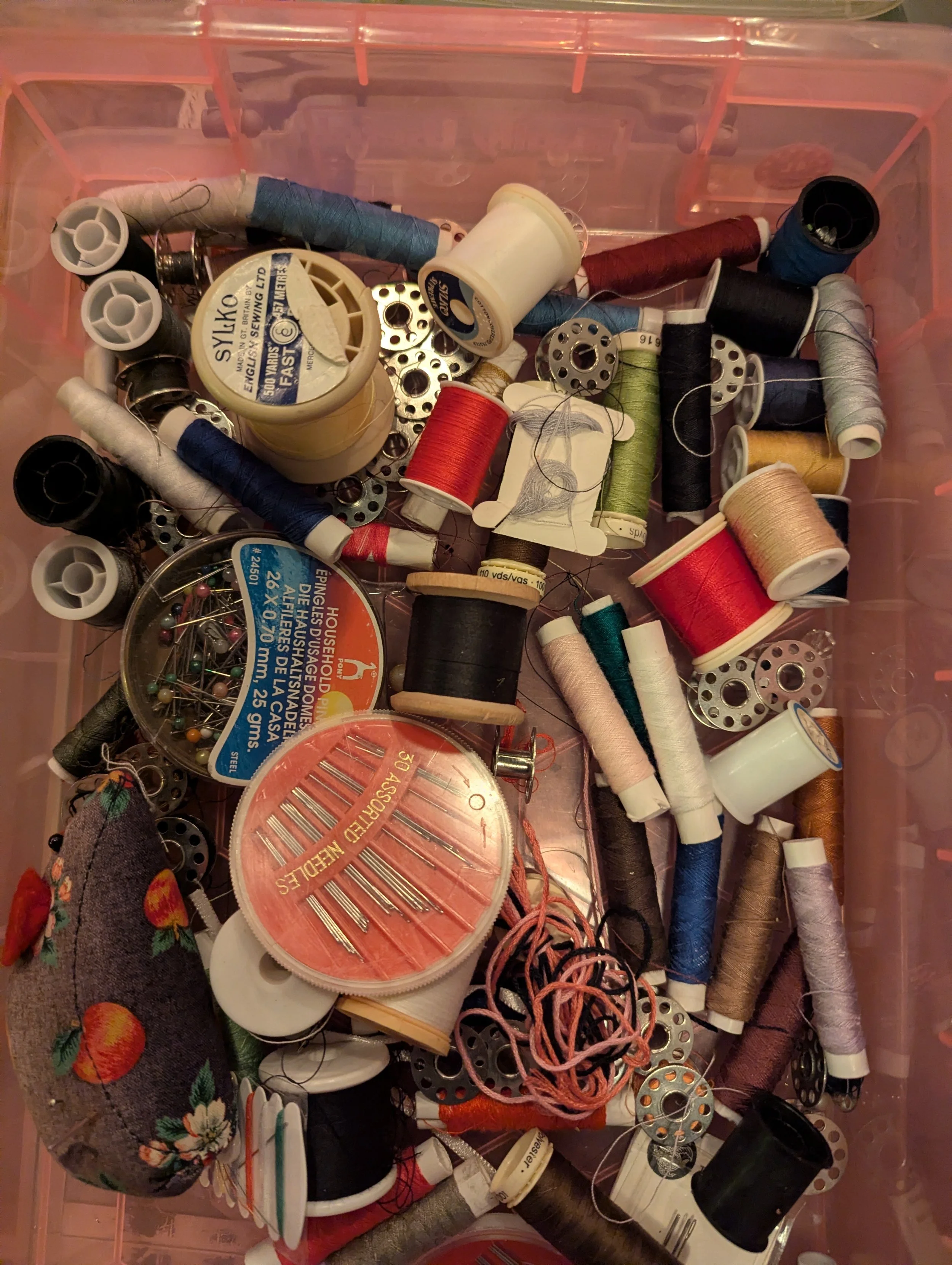 sewing kit.jpg