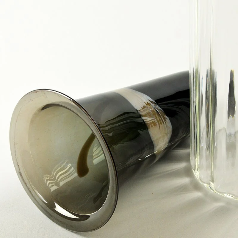 Atelier-George-Collection-Moire-Vase-gris-vert-zoom.jpg