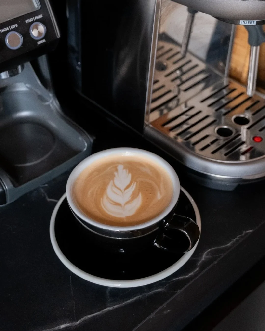 Cette nouvelle semaine qui d&eacute;marre &agrave; Bordeaux est plac&eacute;e sous le signe du caf&eacute; avec la @bdxcoffeeweek. Et chez Accent Living Studio, on adore le caf&eacute; ☕️ 

Cela m&rsquo;a inspir&eacute; un focus sur le coffee shop qu