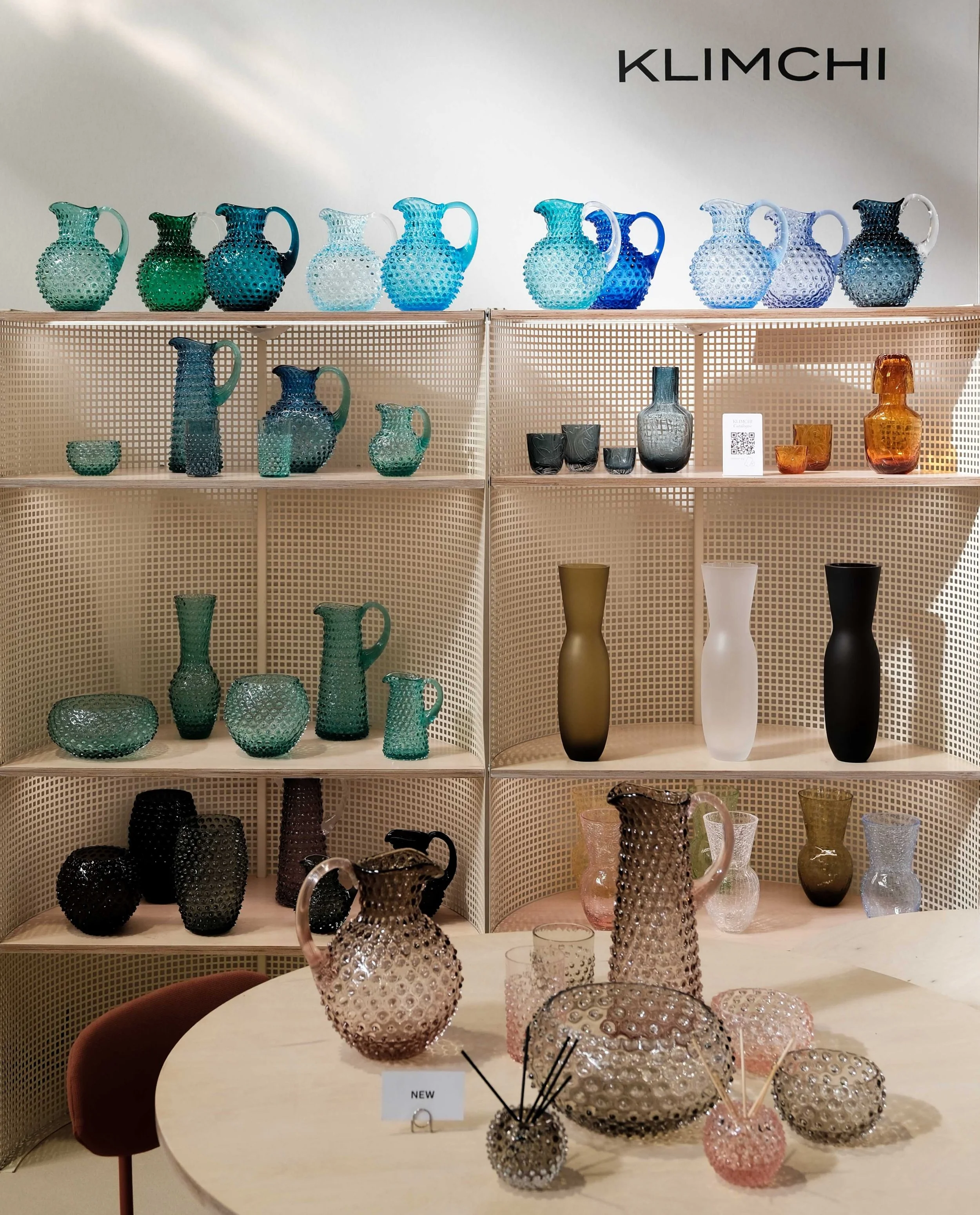 6 marques qui ont retenu mon attention &agrave; Maison&amp;Objet &mdash; 01/06

KLIMCHI @klimchistudio 

Ce qui m&rsquo;a particuli&egrave;rement s&eacute;duite chez KLIMCHI, c&rsquo;est cette richesse chromatique associ&eacute;e &agrave; un travail 