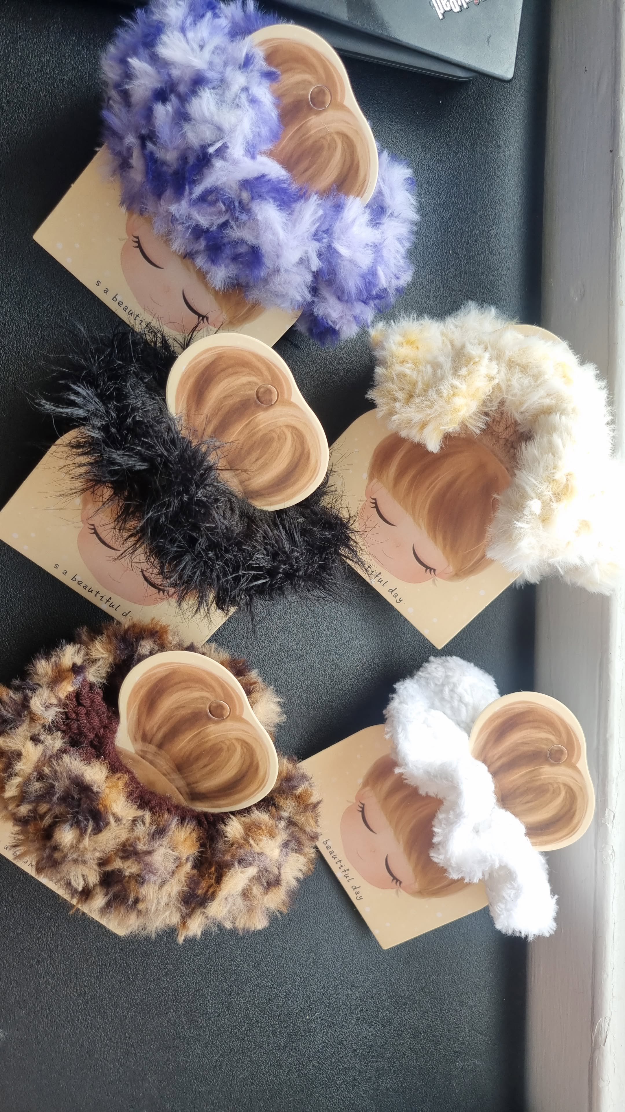 FURRY SCRUNCHIES