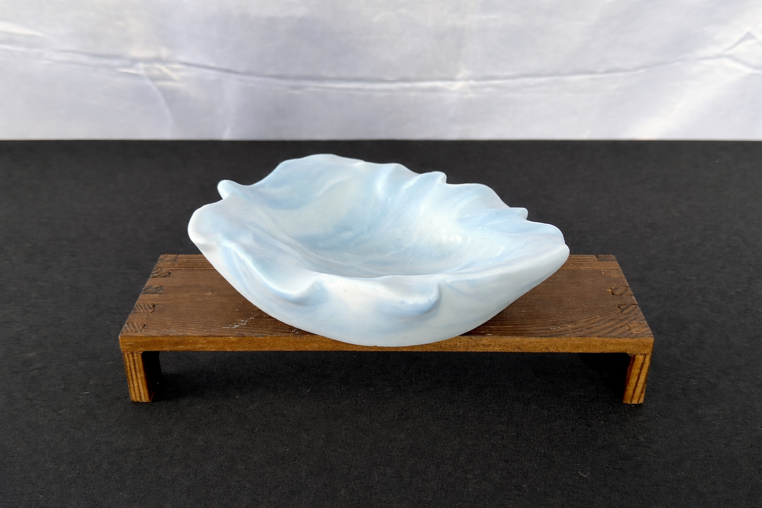 Blue Leaf Bowl.png