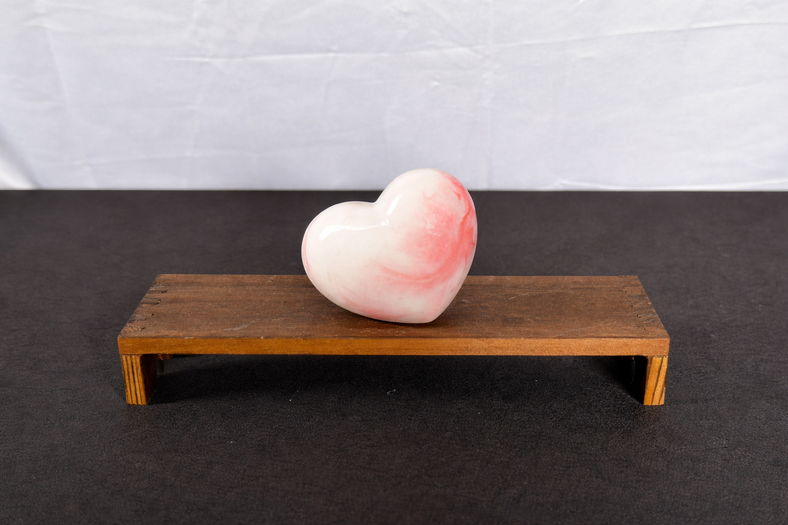 Red Love Heart Paperweight.png