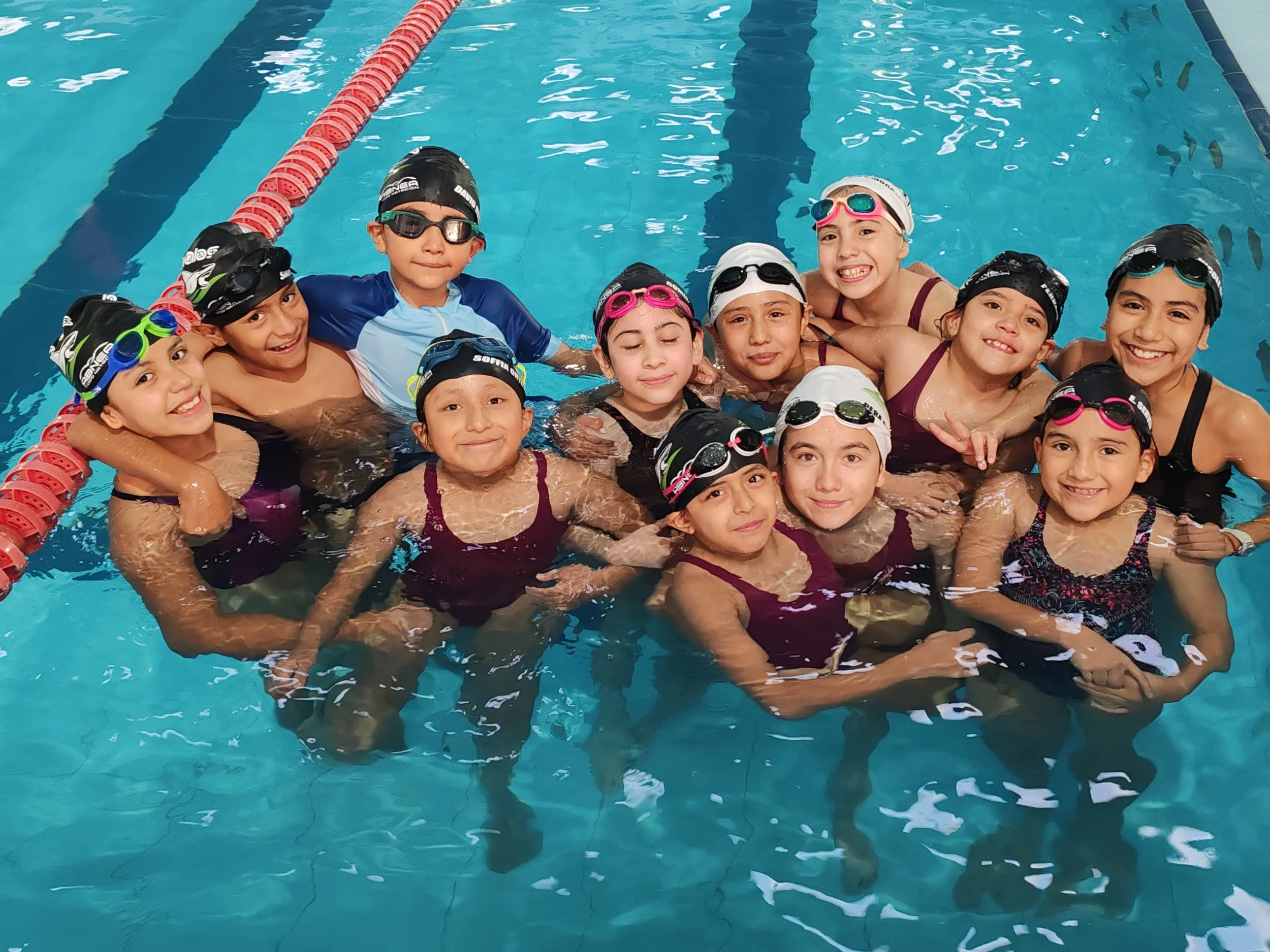 Programa infantil de 4 a 18 años de edad Lunes a Viernes