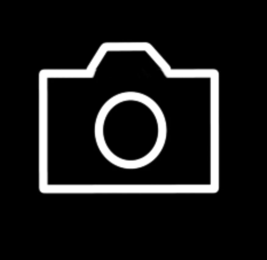 Conceptual Portraits and Atmospheric Storytelling