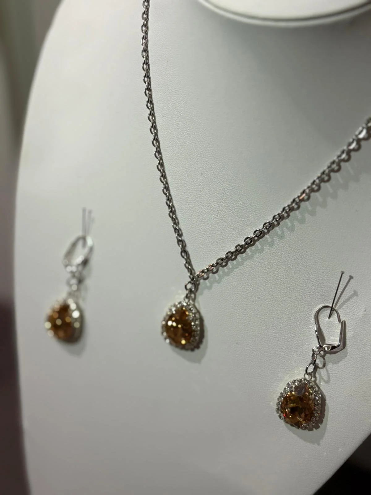 WhatsApp Image 2025-10-27 at 22.49.59 (6).jpeg