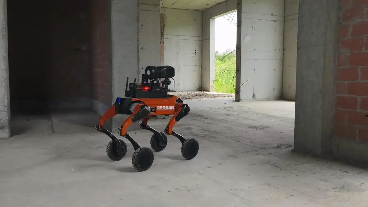 RXR-C10LQ-S Auxiliary Wheeled Robot Dog10.webp