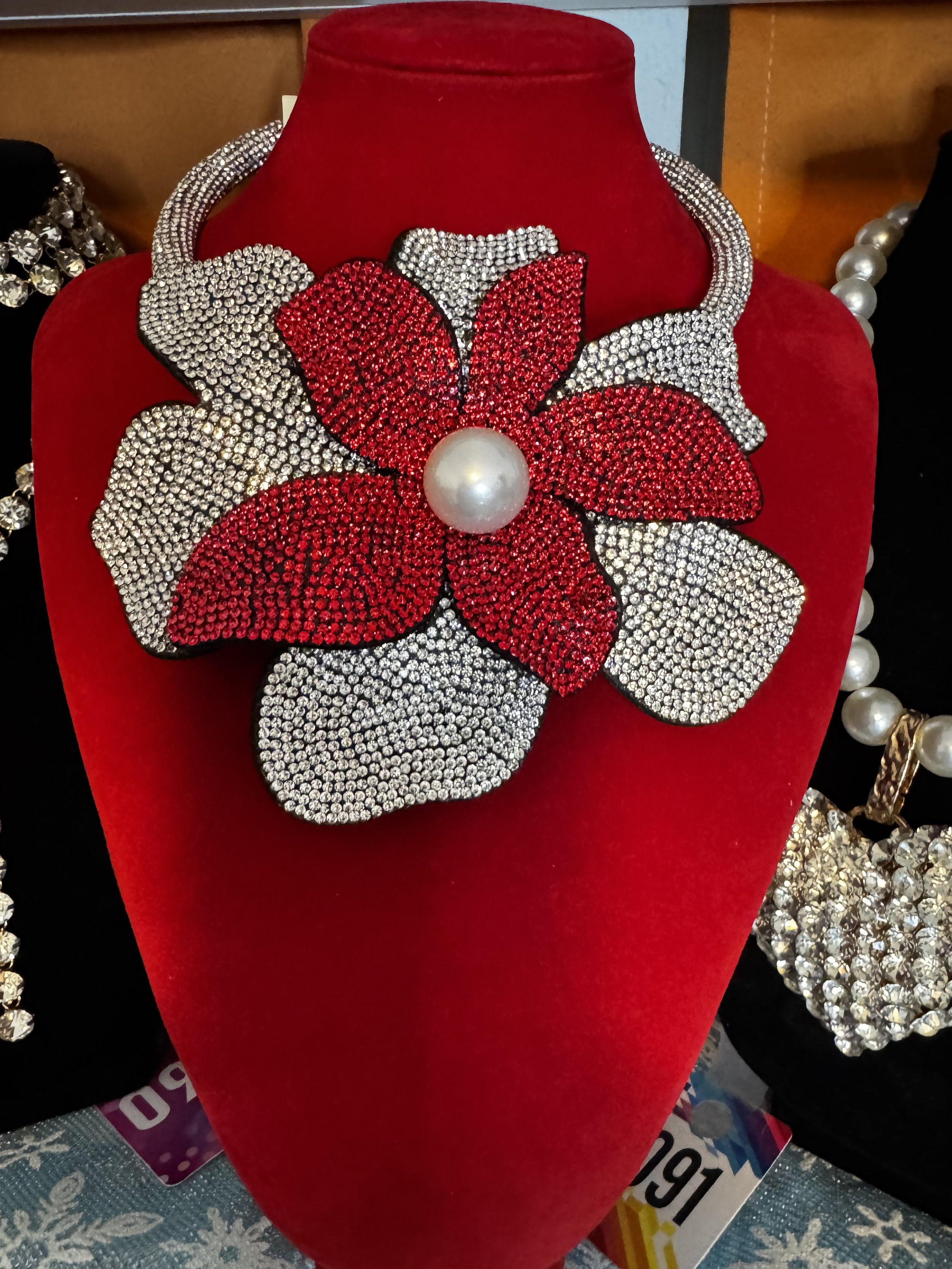 The glittered flower