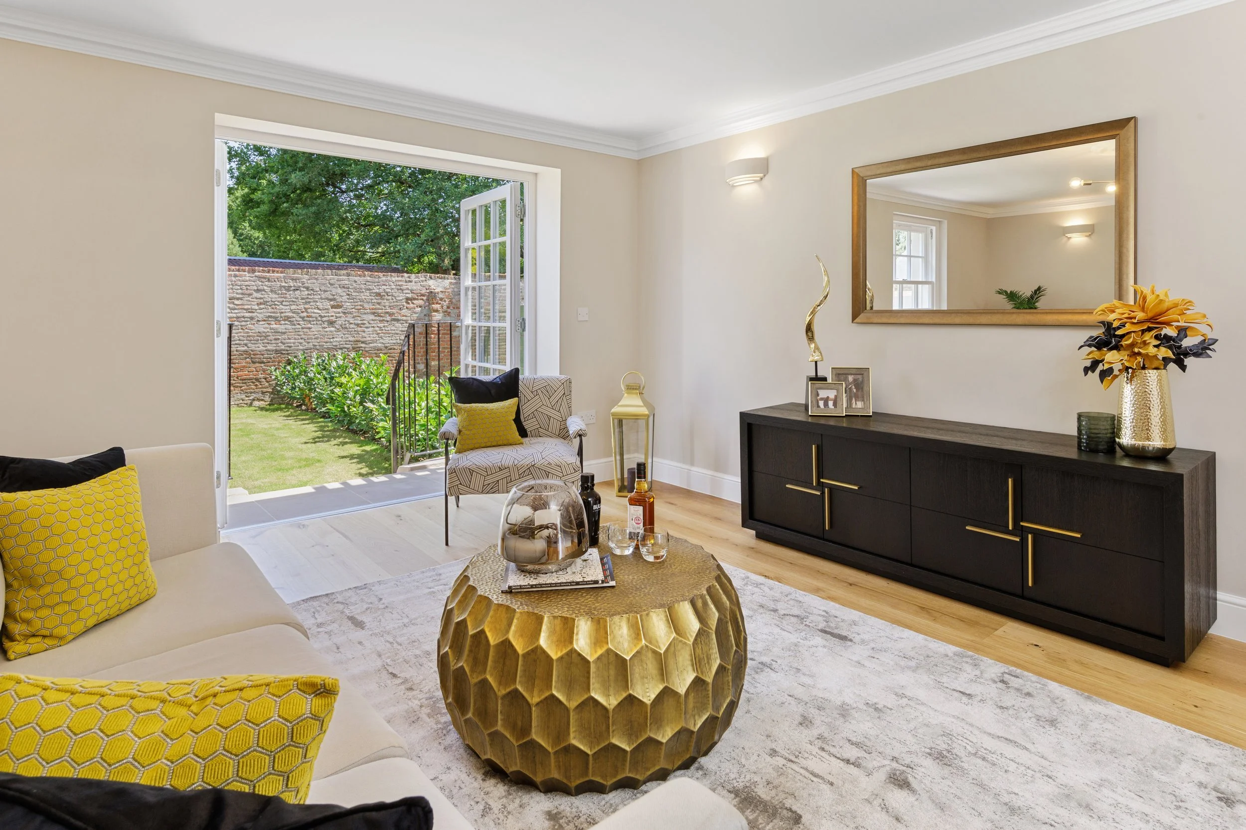 Luddington House Virginia Water TW20 9UZ-56.jpg