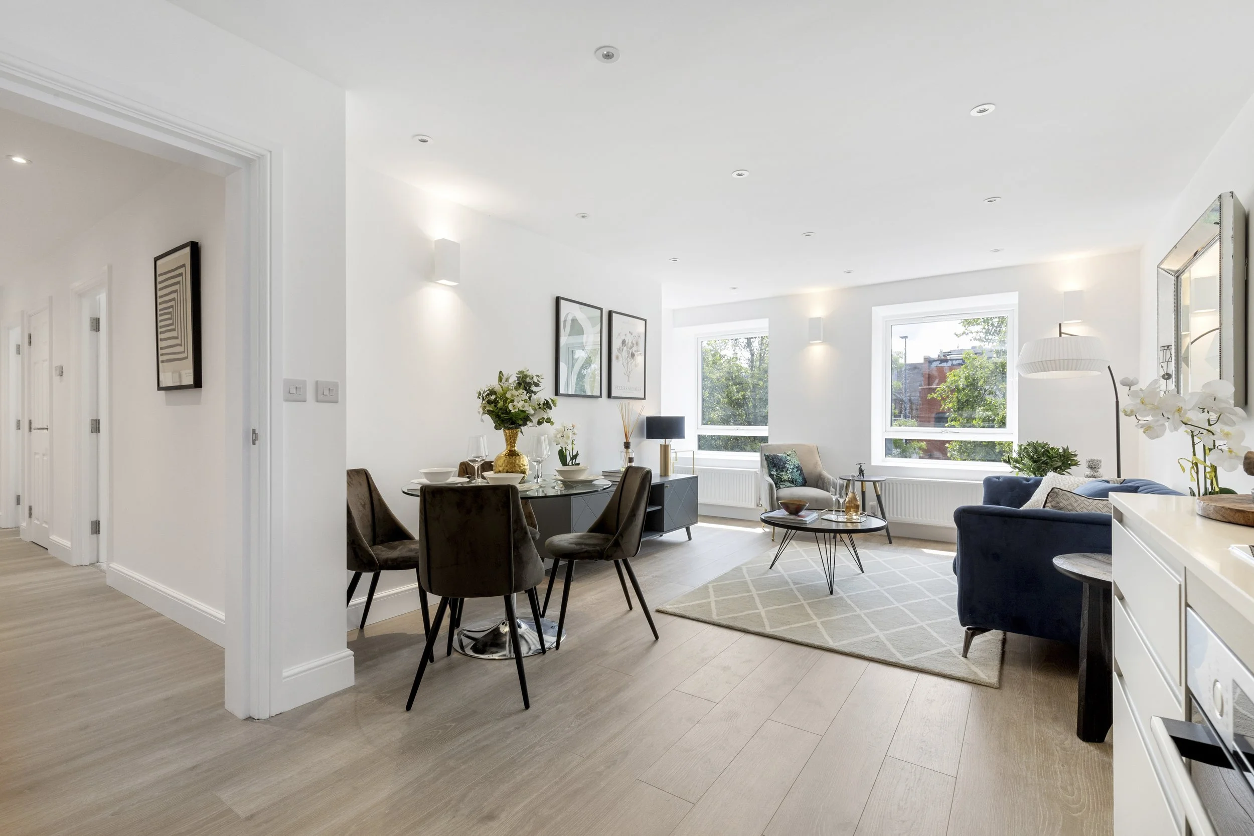 Dining and Lounge wide angle.jpg