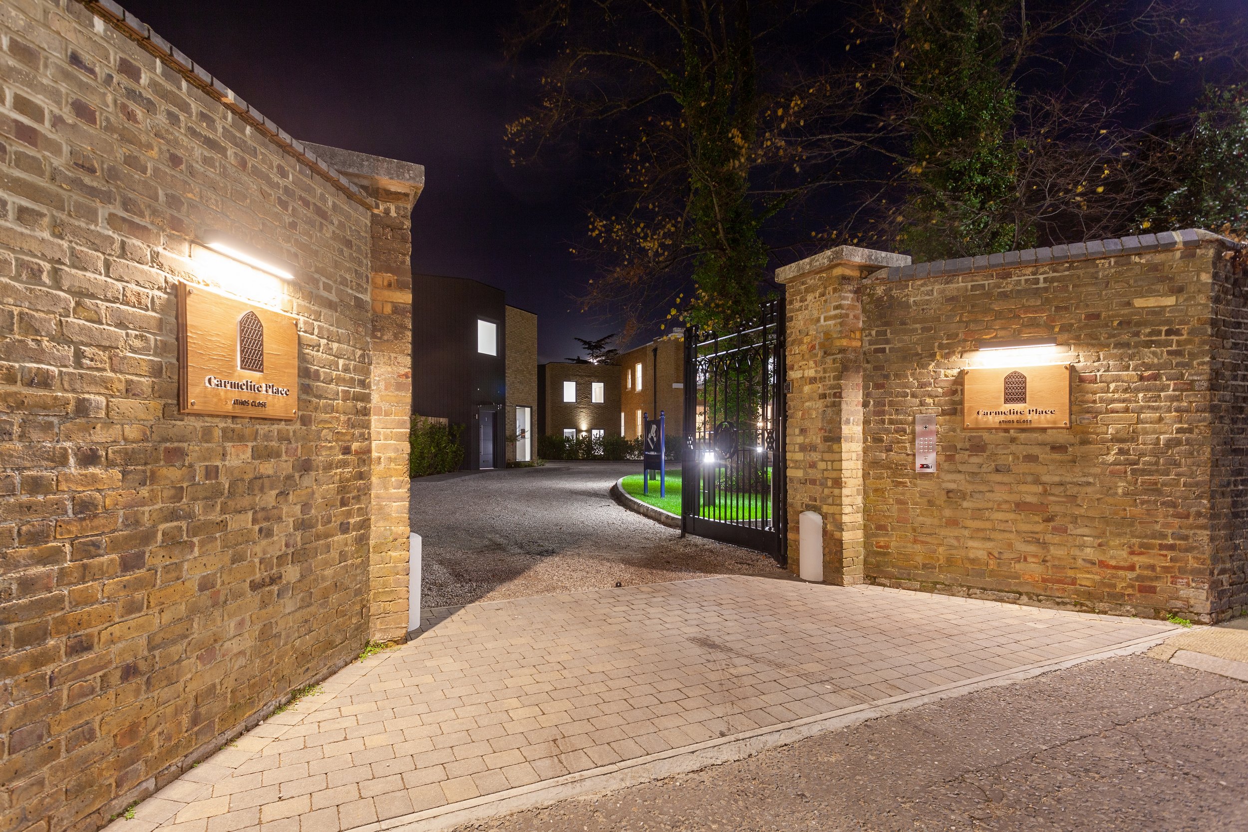 021120224_JASP_Carmelite Place_N2 0SE_010.jpg