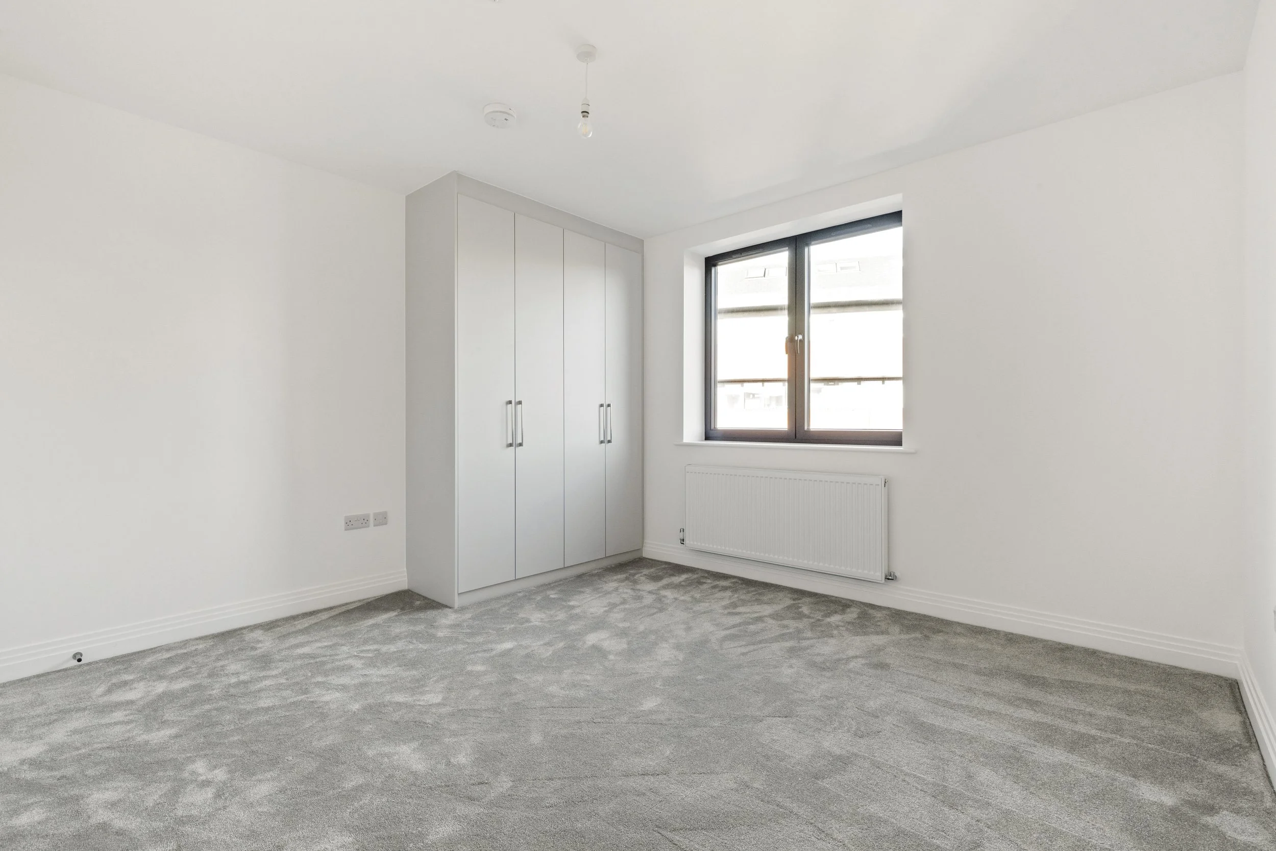 161220256_HSNH_Show Home 2 Land to rear of Buckingham Parade_HA7 4EB_014.jpg