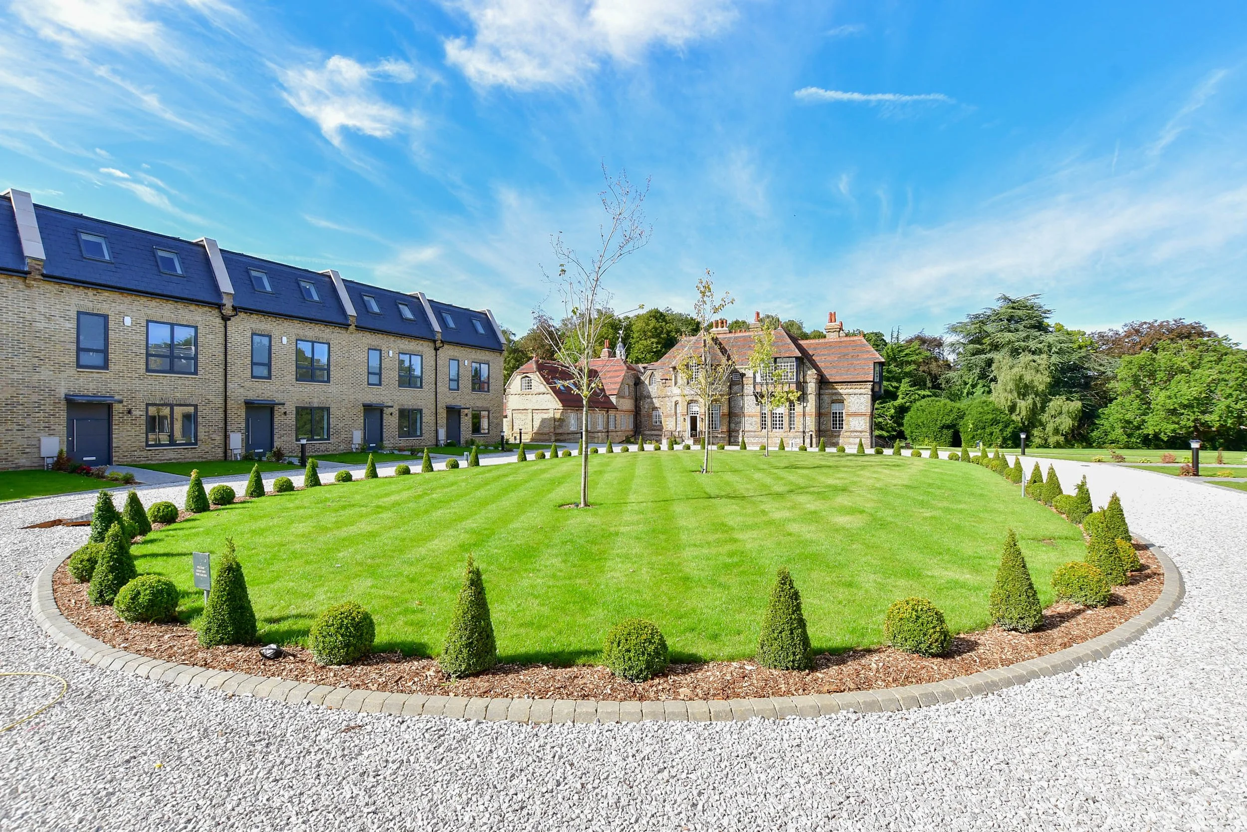 901g61th -  plot 25 fawkham manor.jpg