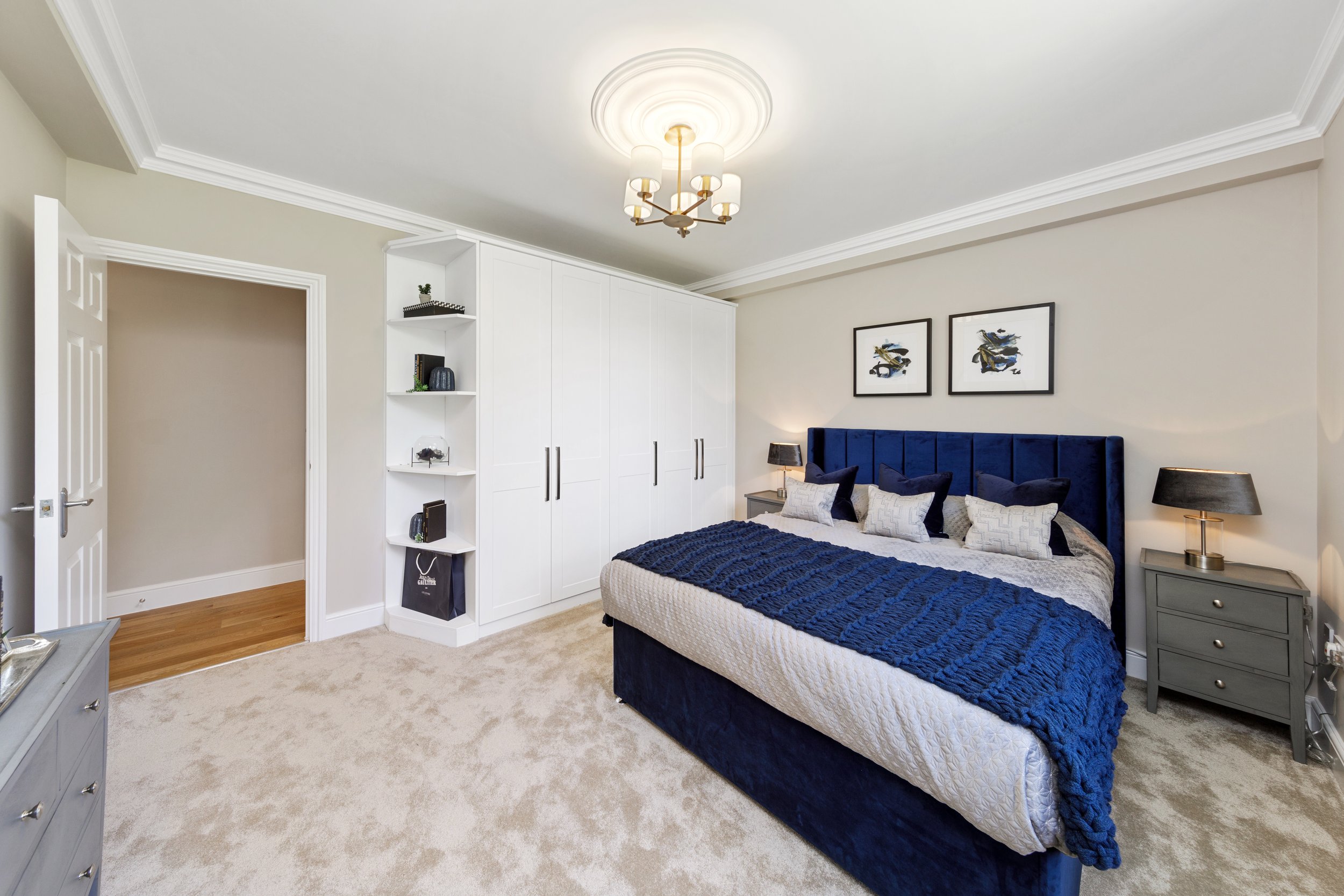 Luddington House Virginia Water TW20 9UZ-246.jpg